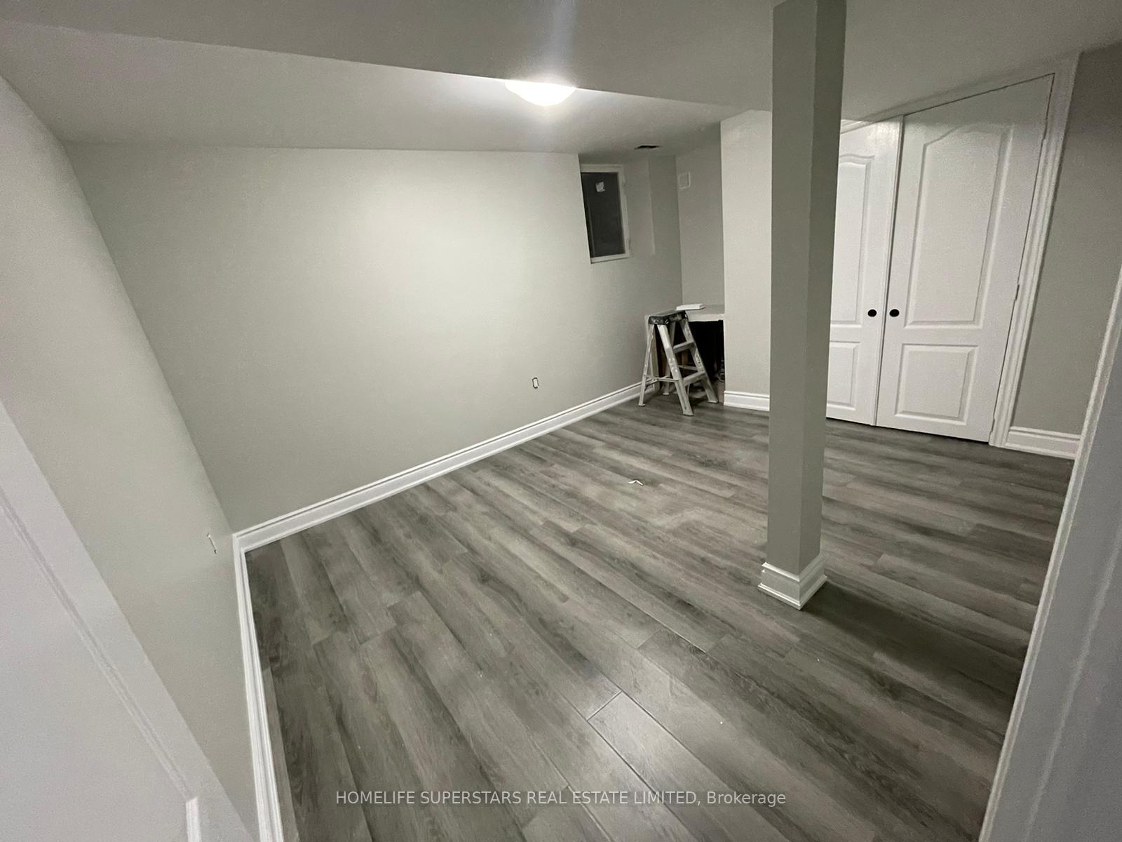 Photo 9 of 43 Oldfield Drive, Kitchener, Idlewood — HOMEH