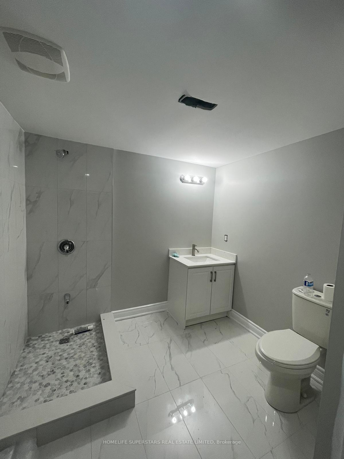 Photo 20 of 43 Oldfield Drive, Kitchener, Idlewood — HOMEH