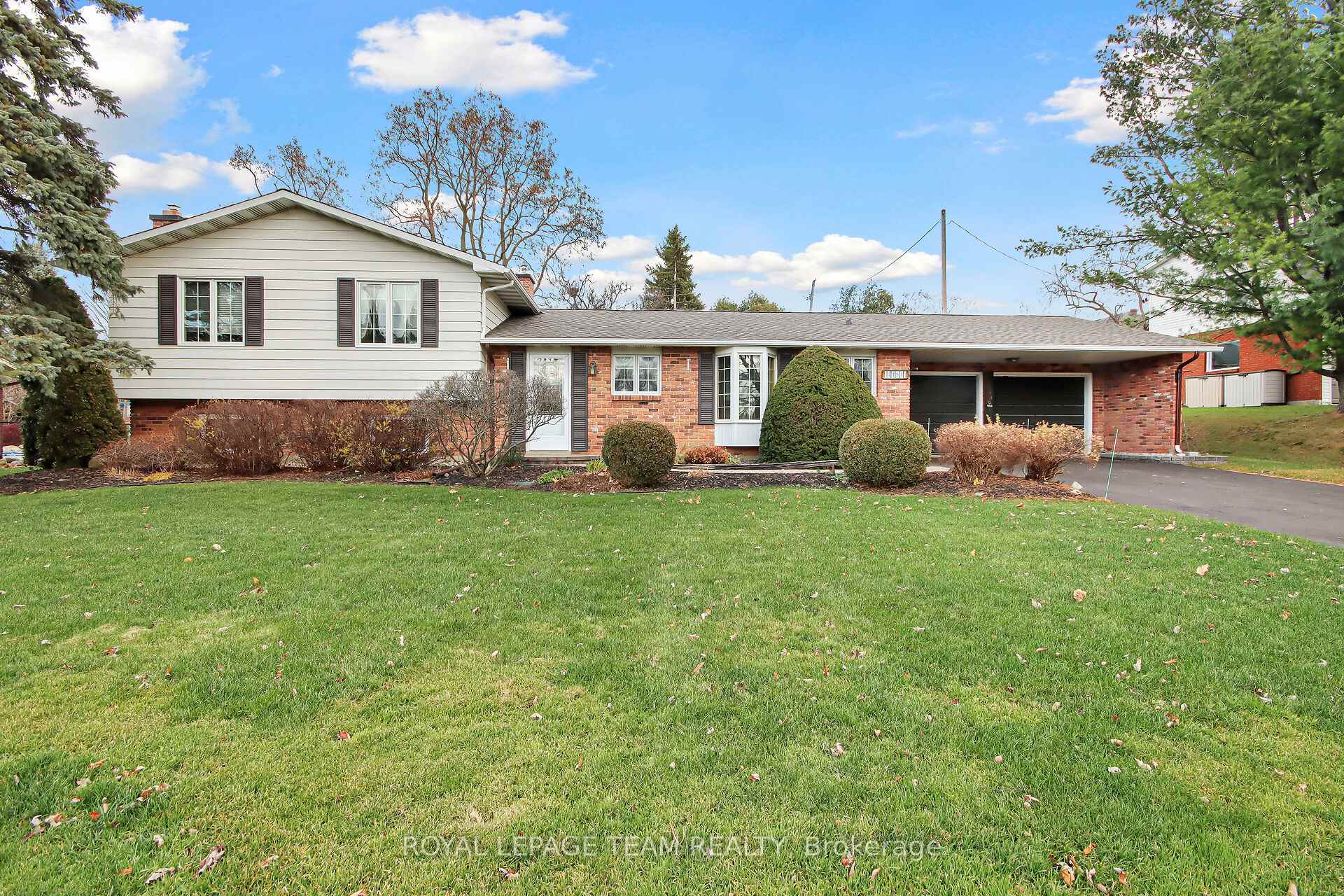 Photo 2 of 5491 Colony Heights Road, Ottawa, Manotick Village & Manotick Estates — HOMEH