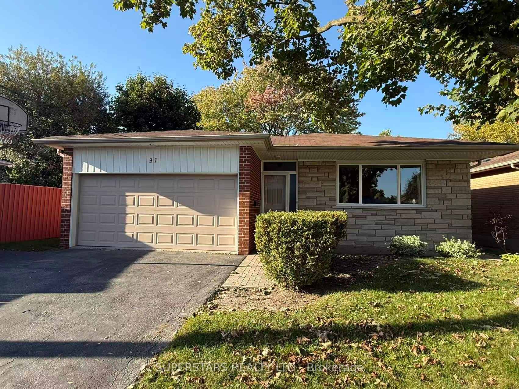 Front of 31 Fred Varley Dr (Upper)