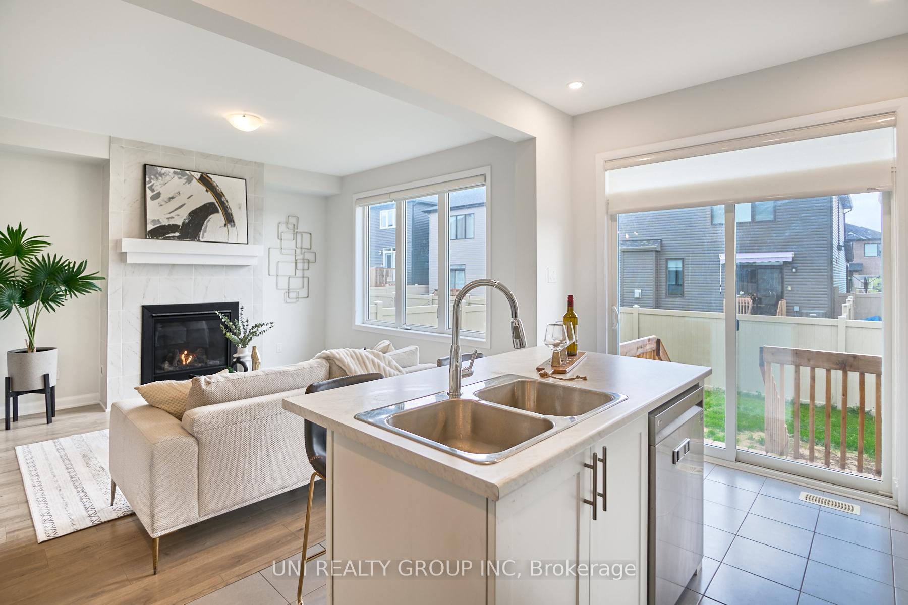Photo 16 of 82 Coco Place, Ottawa, Kanata - Kanata Lakes/Heritage Hills — HOMEH