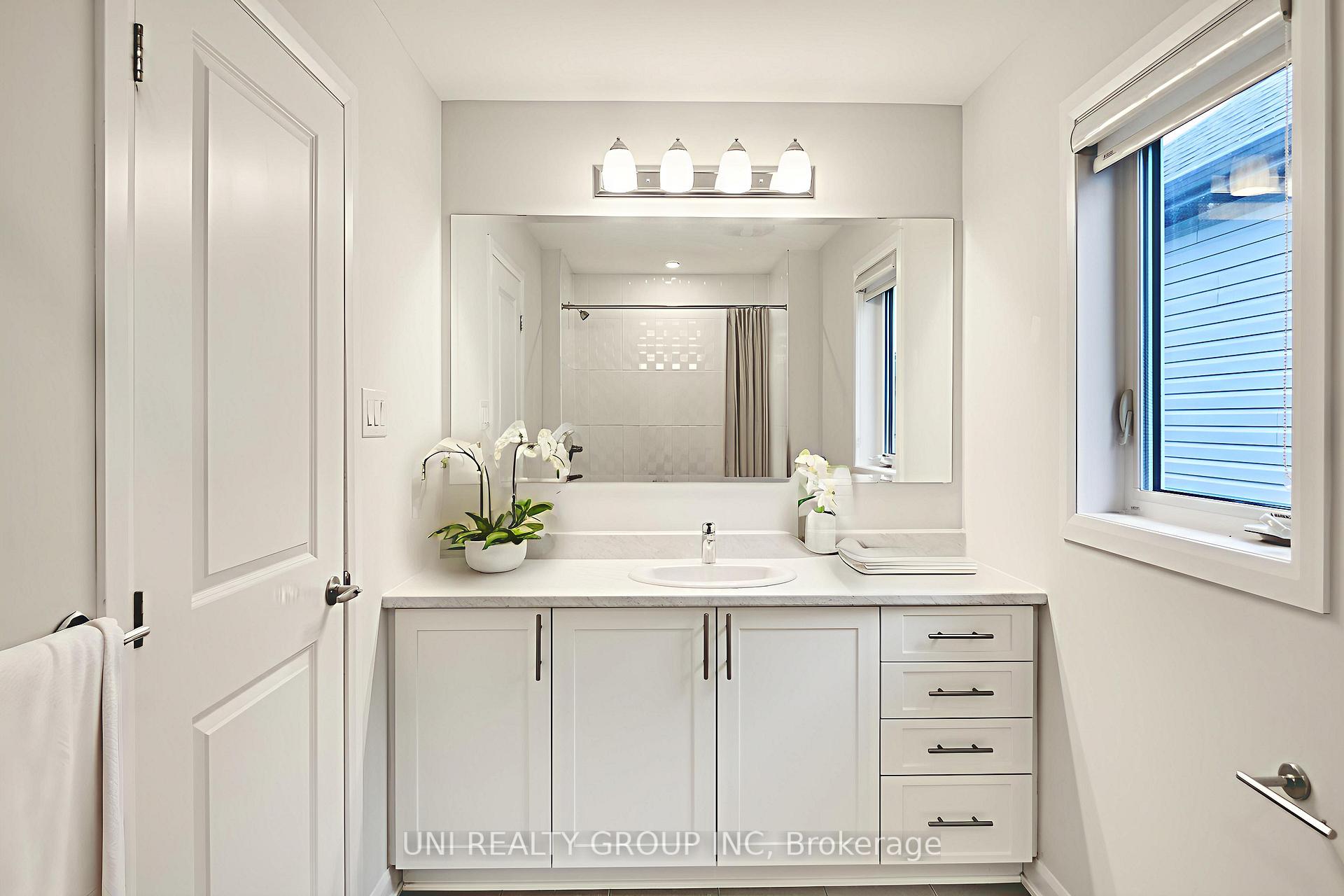 Photo 33 of 82 Coco Place, Ottawa, Kanata - Kanata Lakes/Heritage Hills — HOMEH