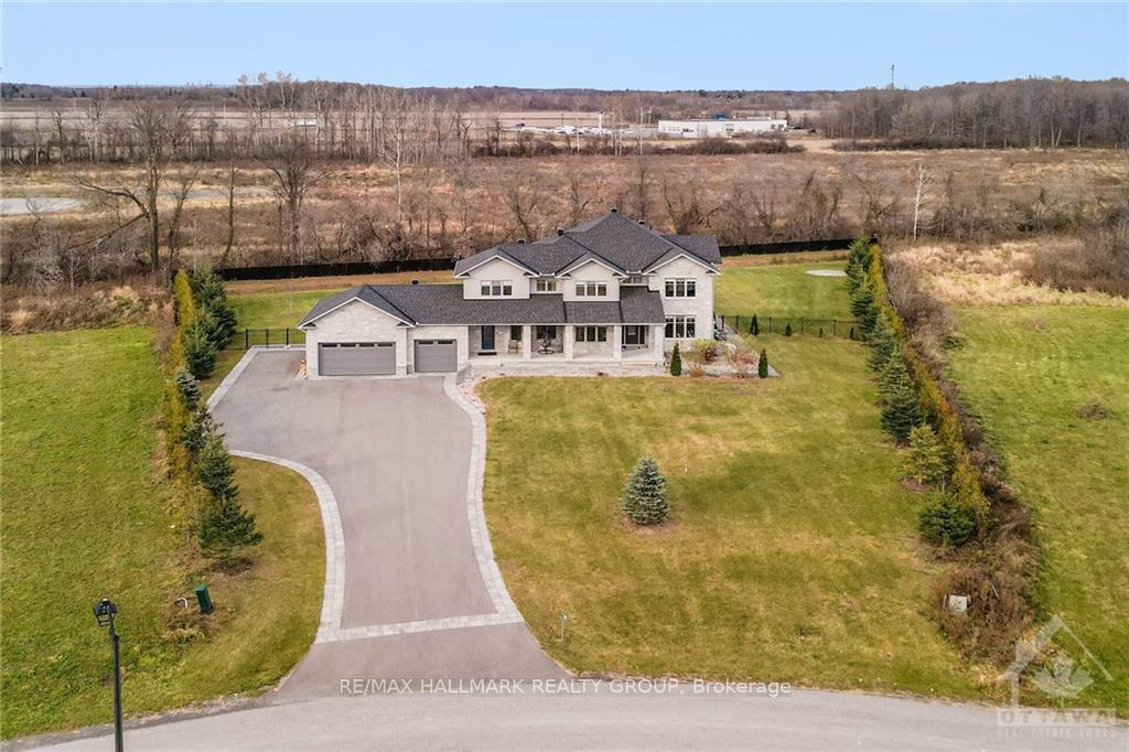 Photo 4 of 724 Mcmanus Avenue, Ottawa, Manotick Village & Manotick Estates — HOMEH