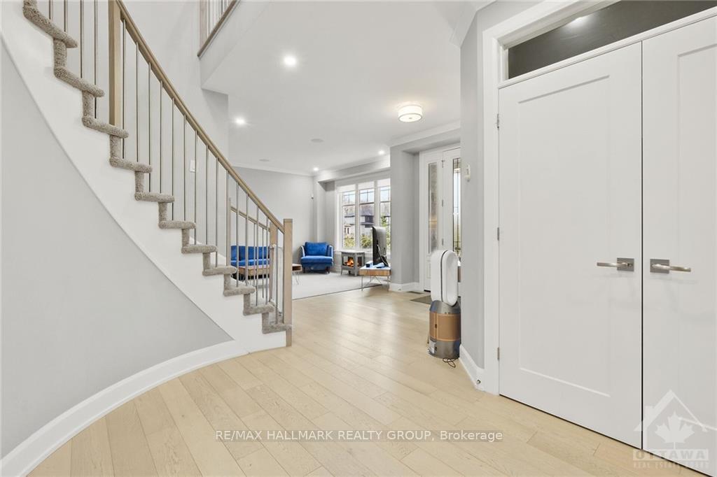 Photo 8 of 724 Mcmanus Avenue, Ottawa, Manotick Village & Manotick Estates — HOMEH