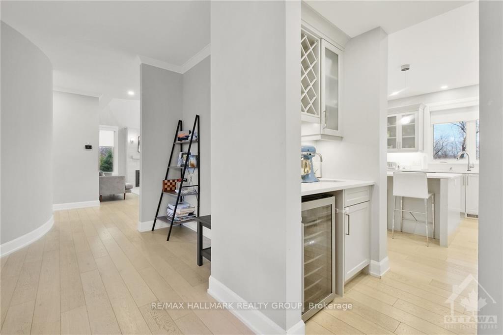 Photo 13 of 724 Mcmanus Avenue, Ottawa, Manotick Village & Manotick Estates — HOMEH