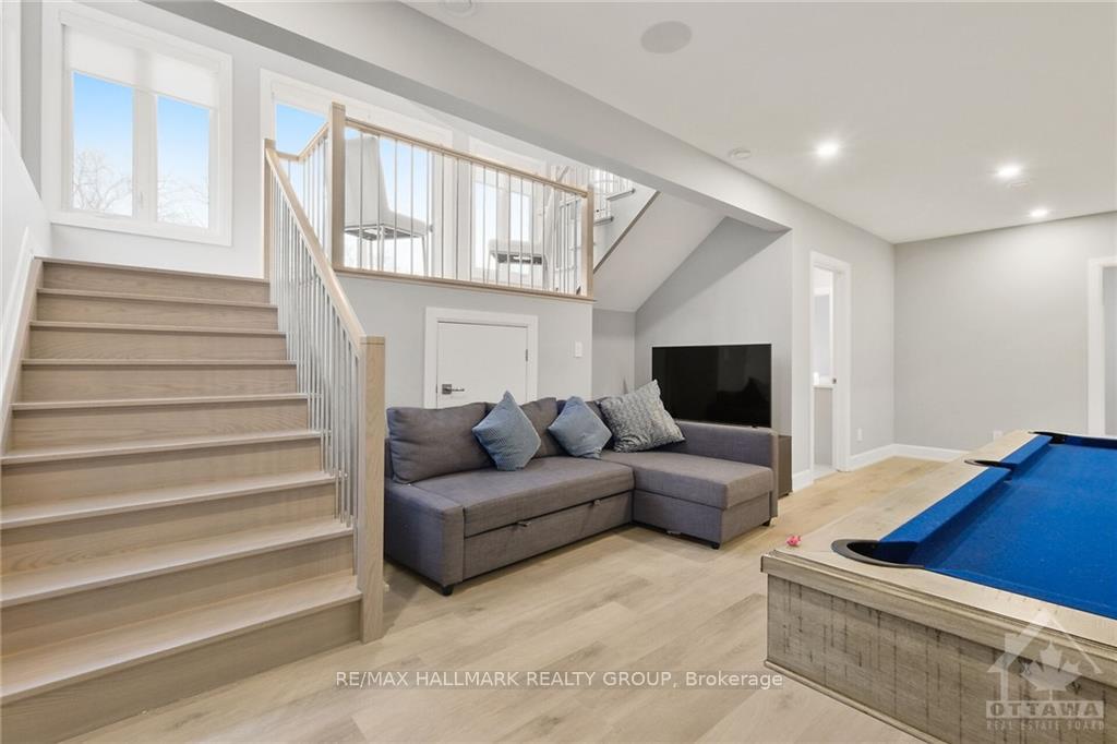Photo 23 of 724 Mcmanus Avenue, Ottawa, Manotick Village & Manotick Estates — HOMEH
