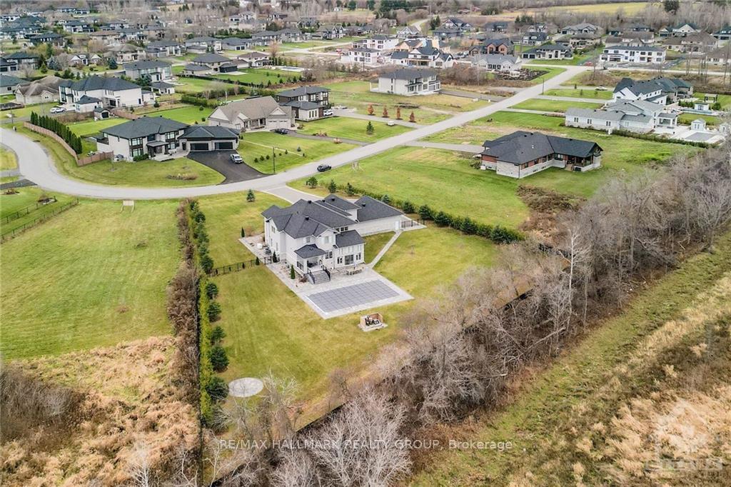 Photo 27 of 724 Mcmanus Avenue, Ottawa, Manotick Village & Manotick Estates — HOMEH