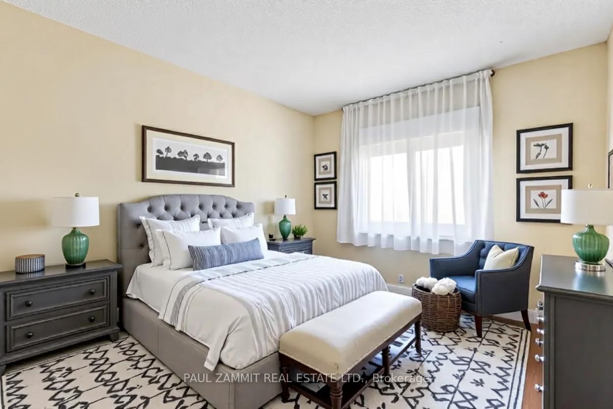 Photo 10 of 11 Tamarack Drive, Markham, Aileen-Willowbrook — HOMEH