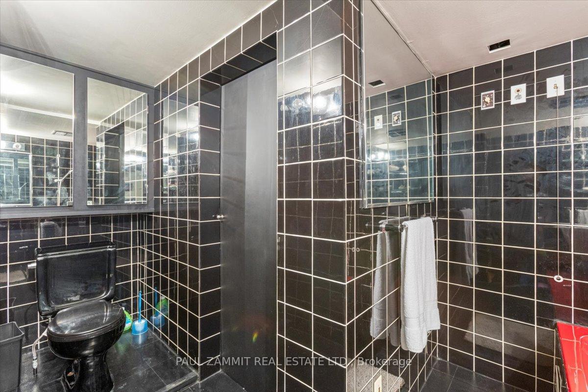 Photo 14 of 11 Tamarack Drive, Markham, Aileen-Willowbrook — HOMEH