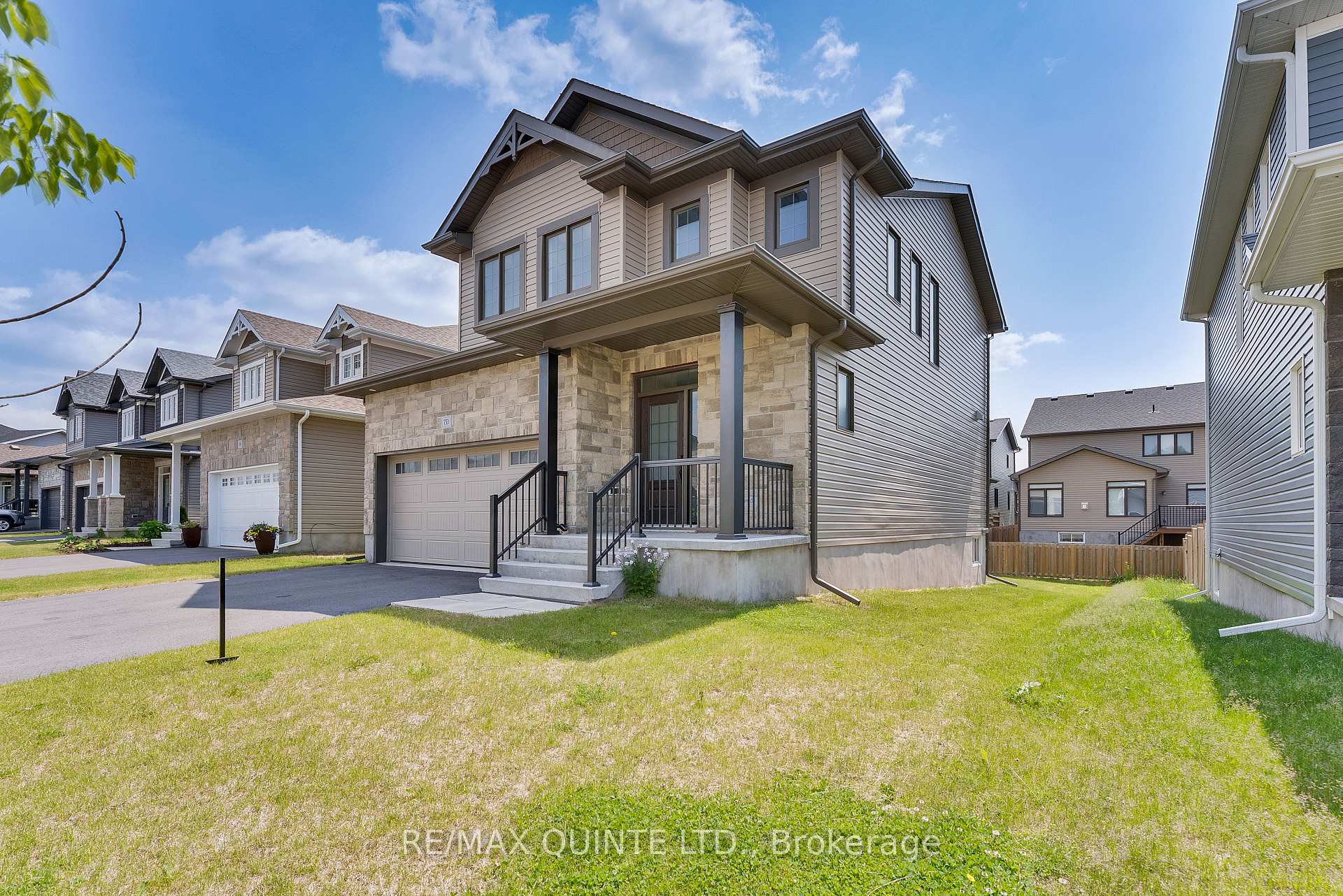 Photo 2 of 753 Riverview Way, Kingston — HOMEH