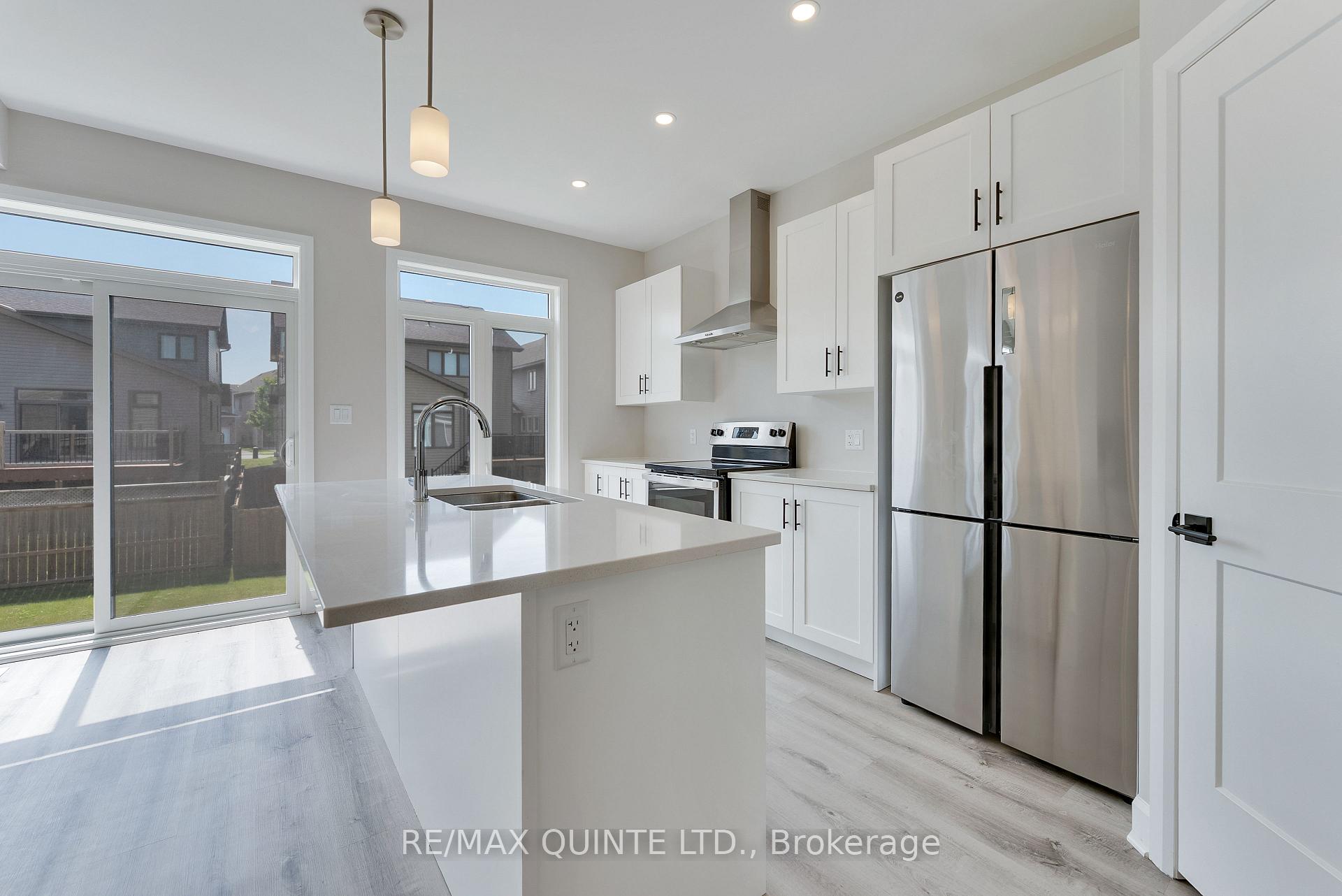 Photo 9 of 753 Riverview Way, Kingston — HOMEH