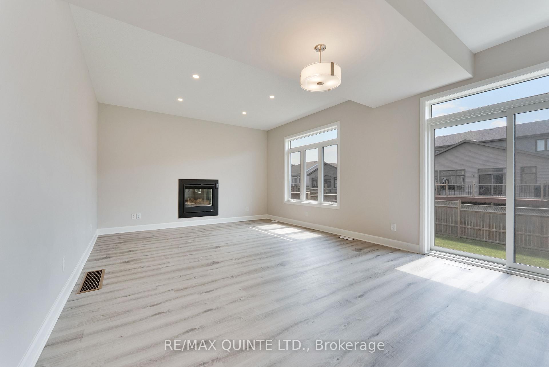 Photo 13 of 753 Riverview Way, Kingston — HOMEH
