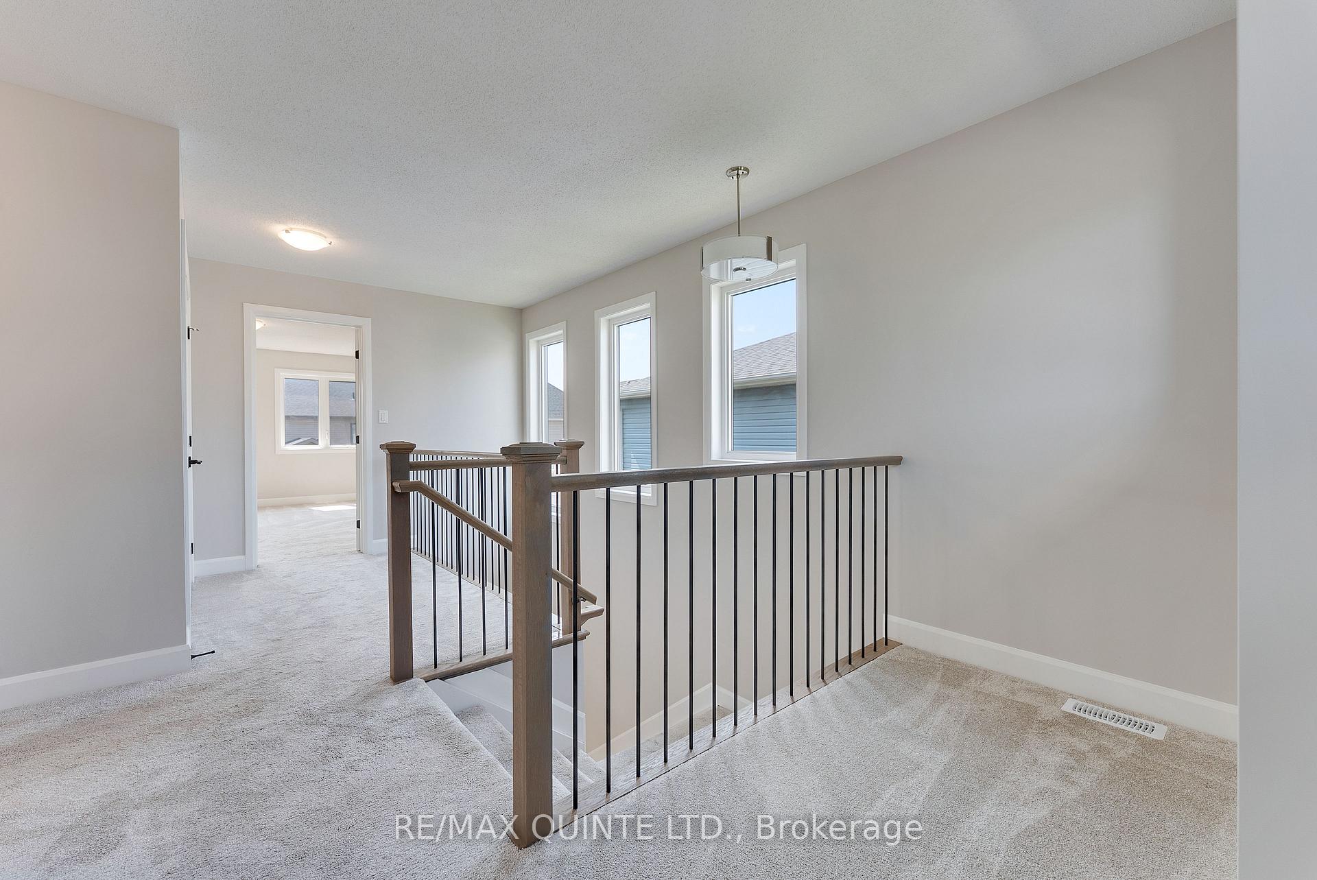 Photo 15 of 753 Riverview Way, Kingston — HOMEH