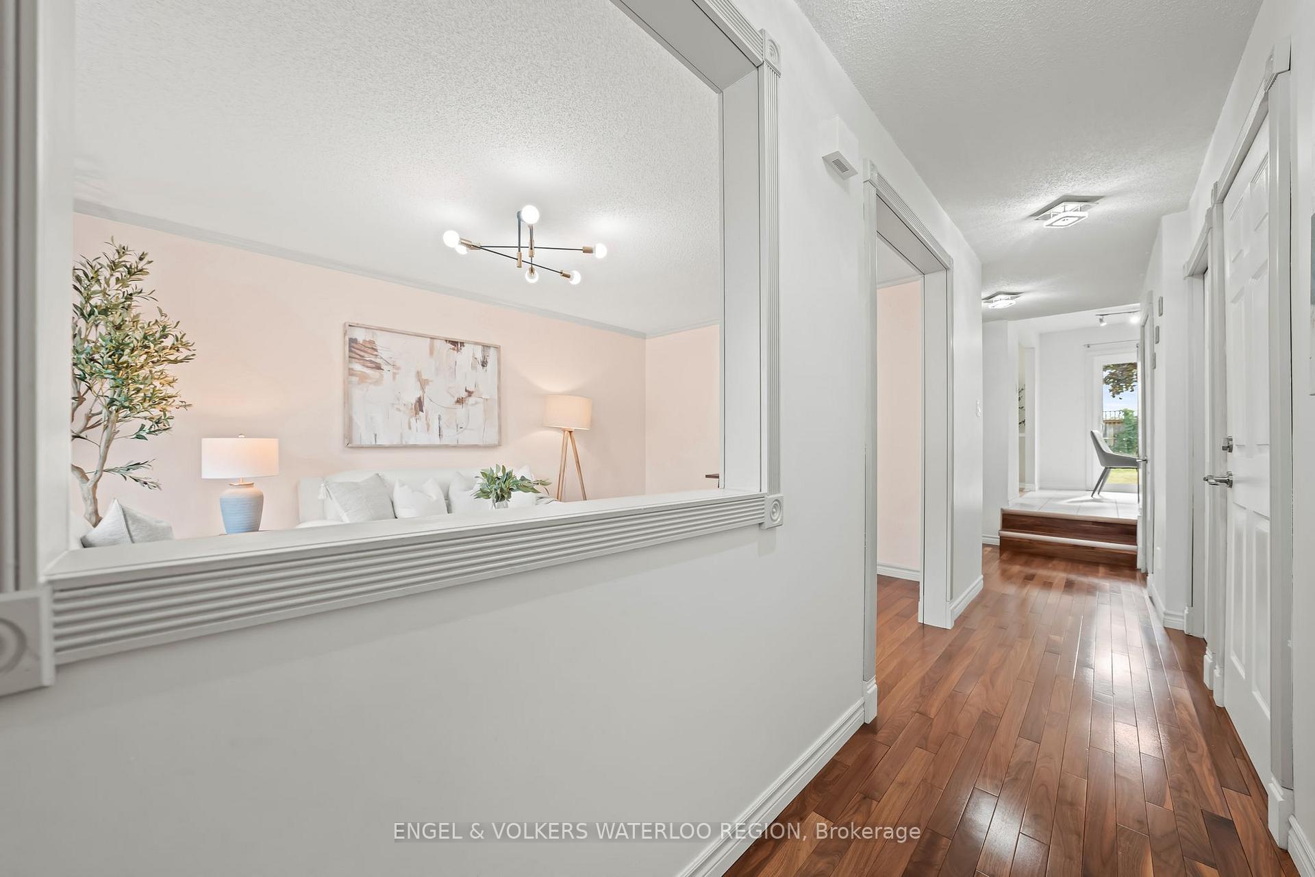 Photo 6 of 323 Newbury Drive, Kitchener — HOMEH