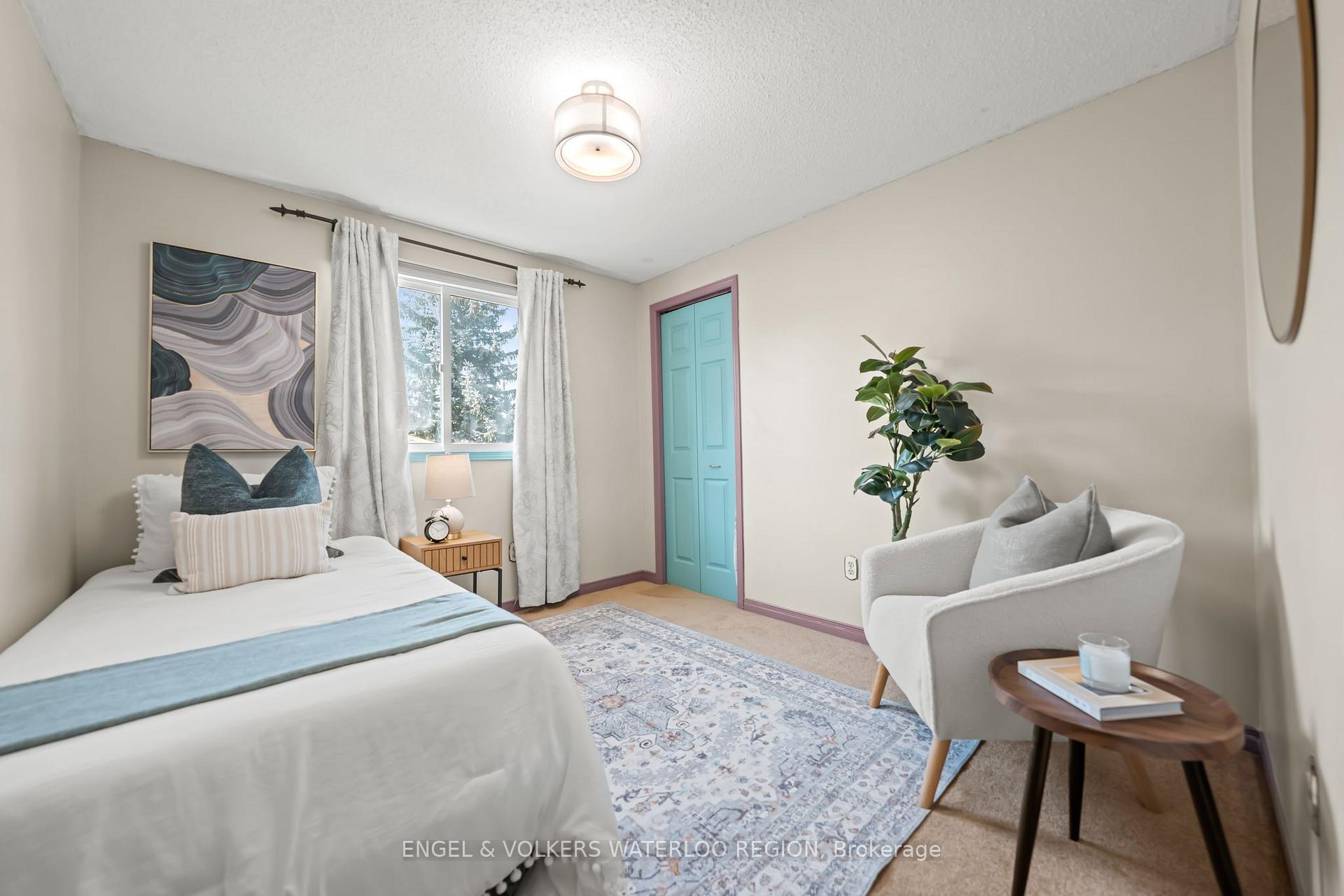 Photo 29 of 323 Newbury Drive, Kitchener — HOMEH