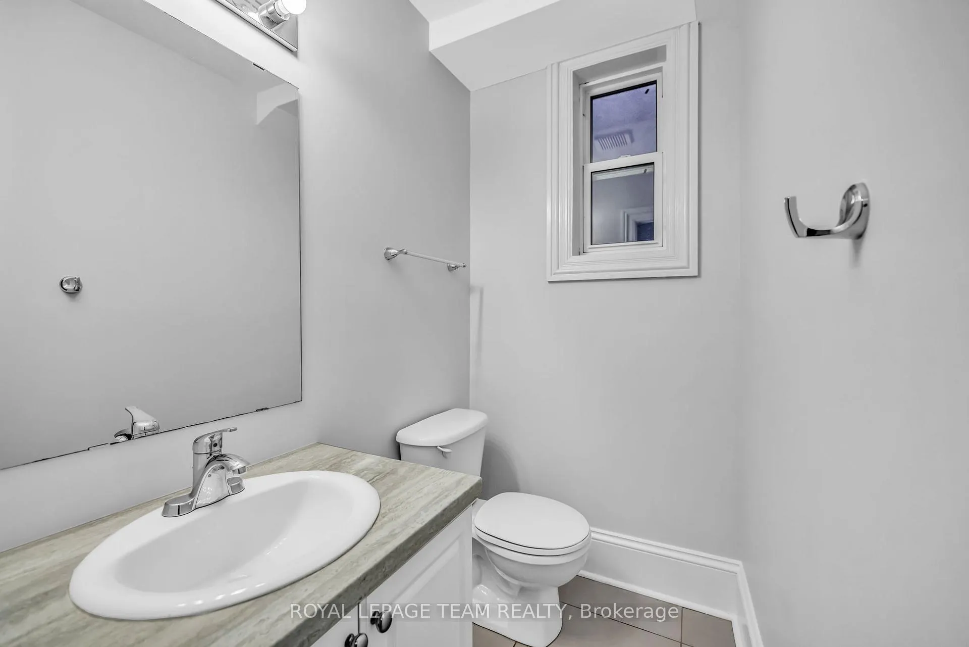 Photo 10 of 90 Fourth Avenue, Ottawa, Glebe — HOMEH