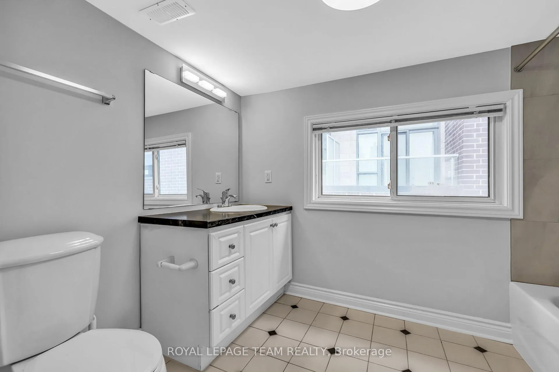 Photo 22 of 90 Fourth Avenue, Ottawa, Glebe — HOMEH