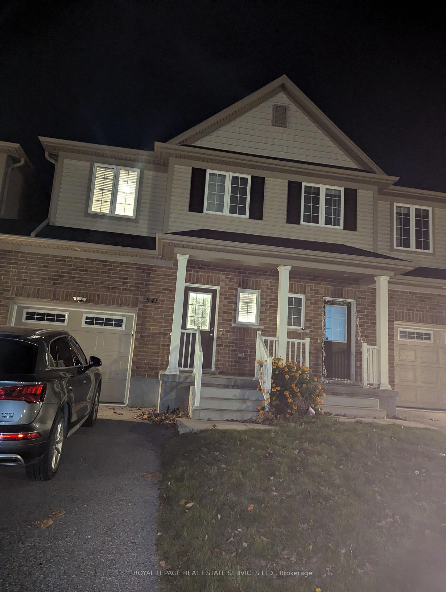Front of 541 Rivertrail Avenue