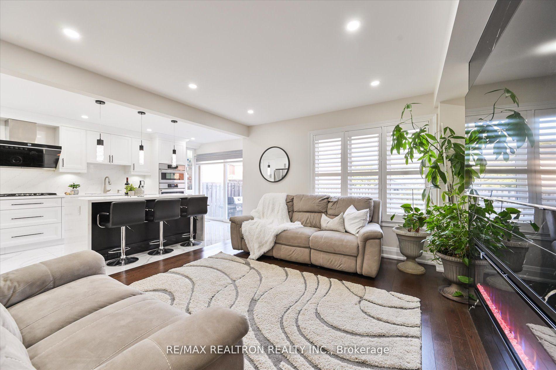 Photo 13 of 51 Harry Blaylock Drive, Markham, Greensborough — HOMEH
