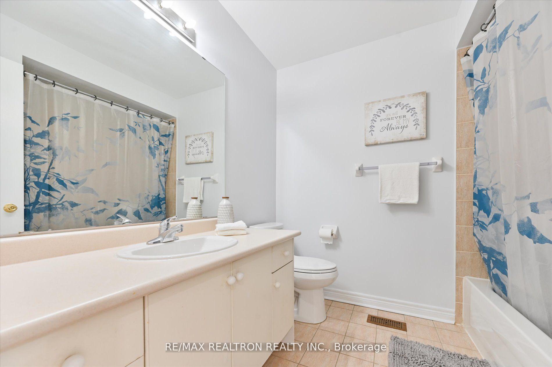 Photo 28 of 51 Harry Blaylock Drive, Markham, Greensborough — HOMEH
