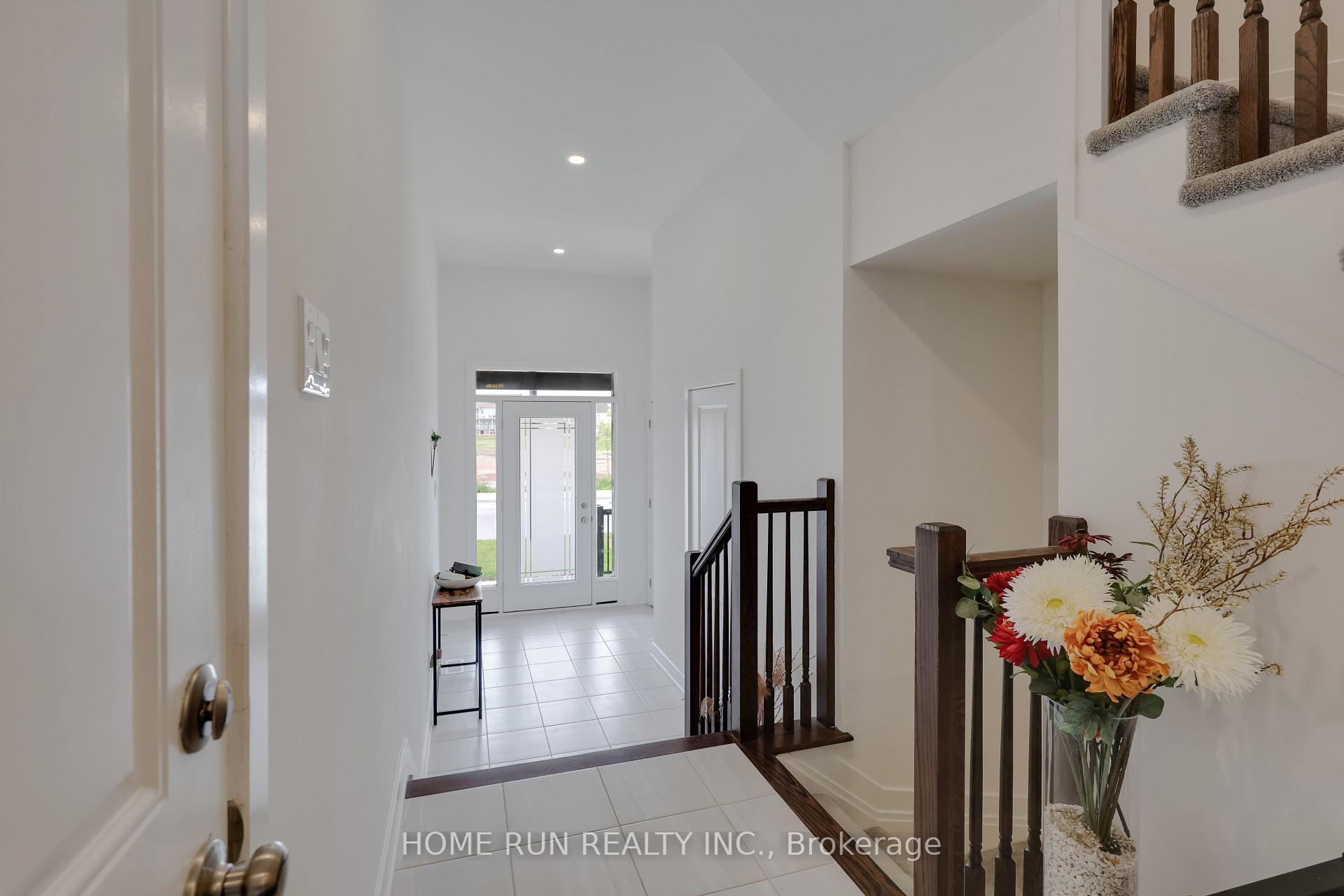 Photo 8 of 1018 Montelena Road, Ottawa, Kanata - Emerald Meadows/Trailwest — HOMEH