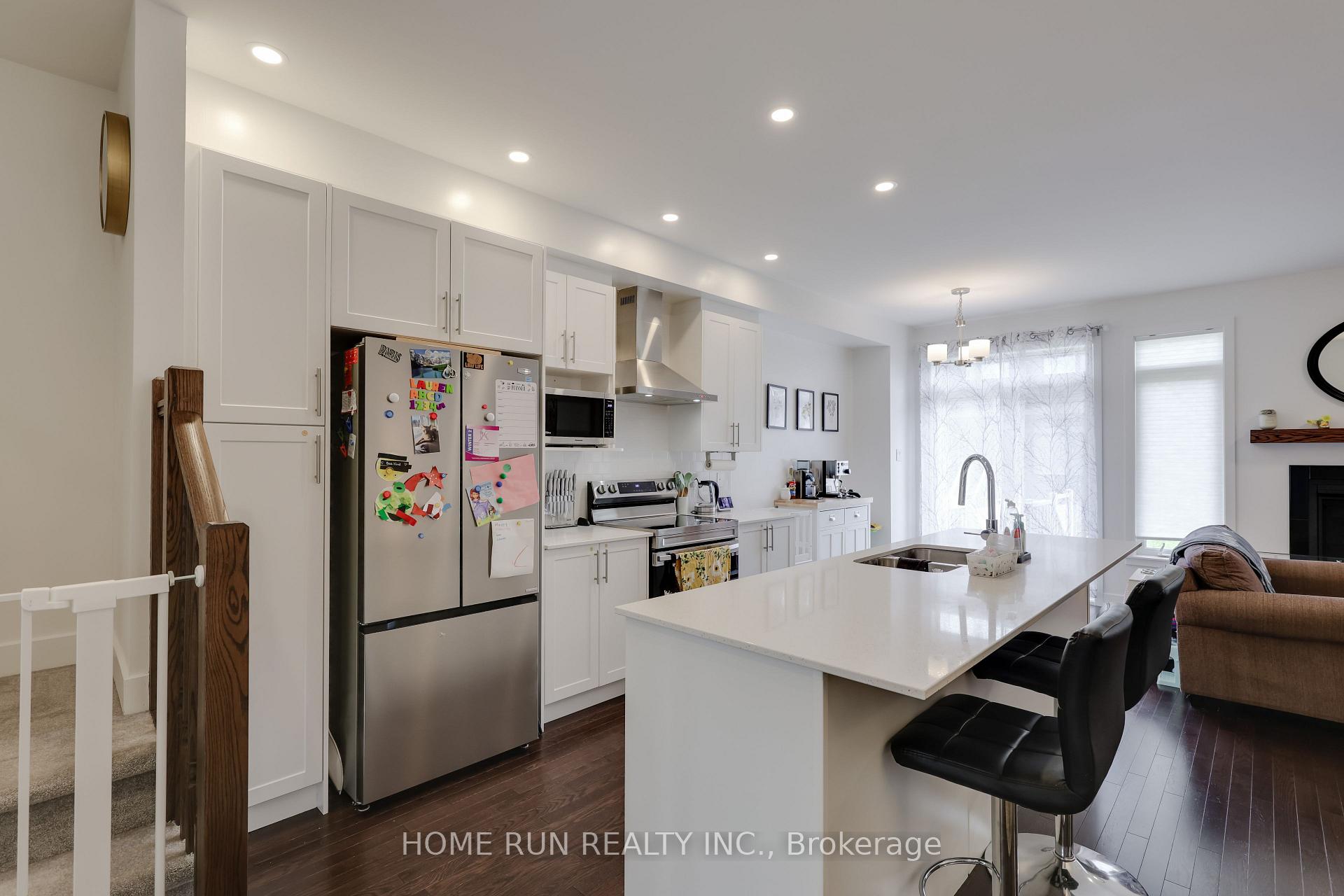 Photo 11 of 1018 Montelena Road, Ottawa, Kanata - Emerald Meadows/Trailwest — HOMEH
