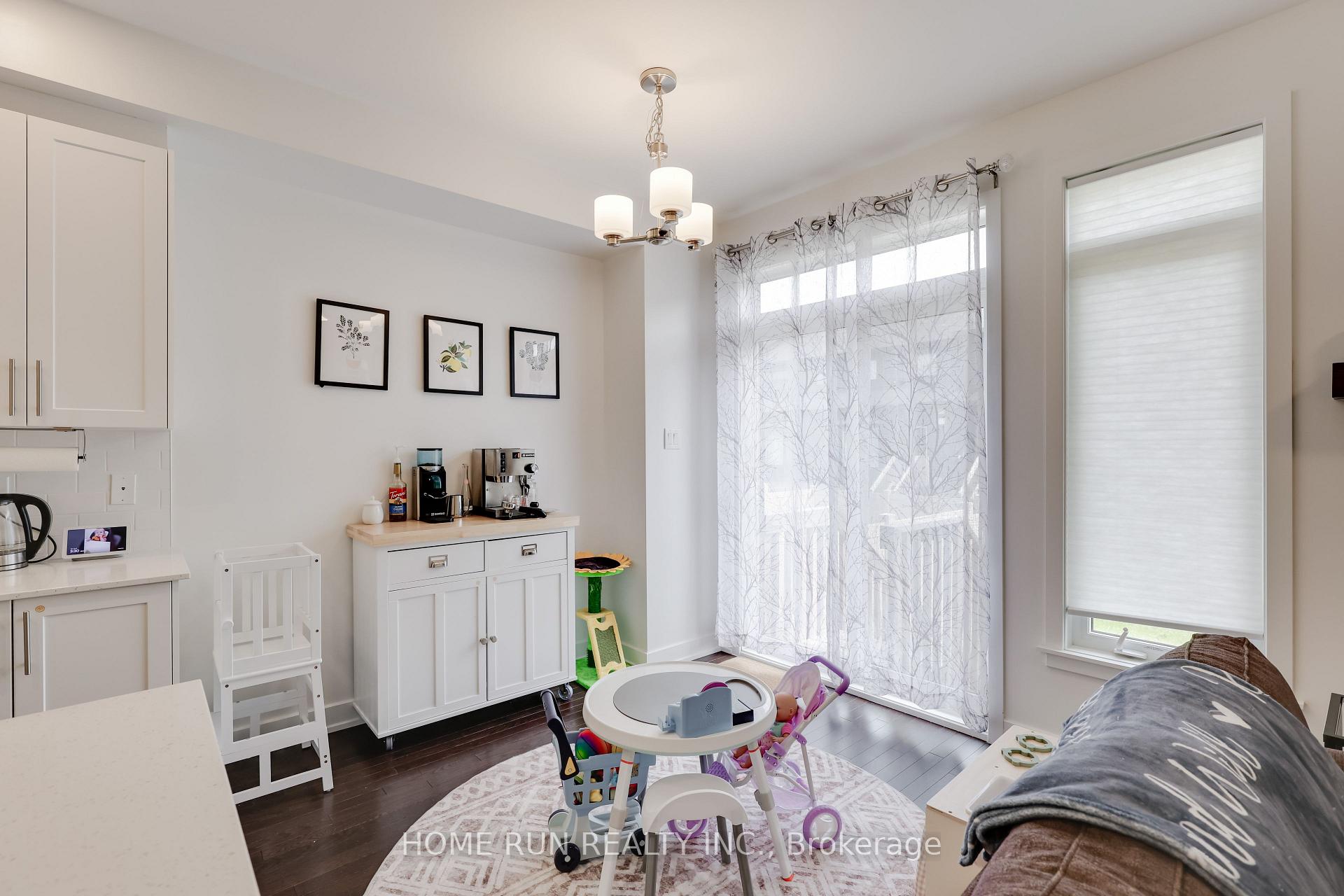 Photo 13 of 1018 Montelena Road, Ottawa, Kanata - Emerald Meadows/Trailwest — HOMEH