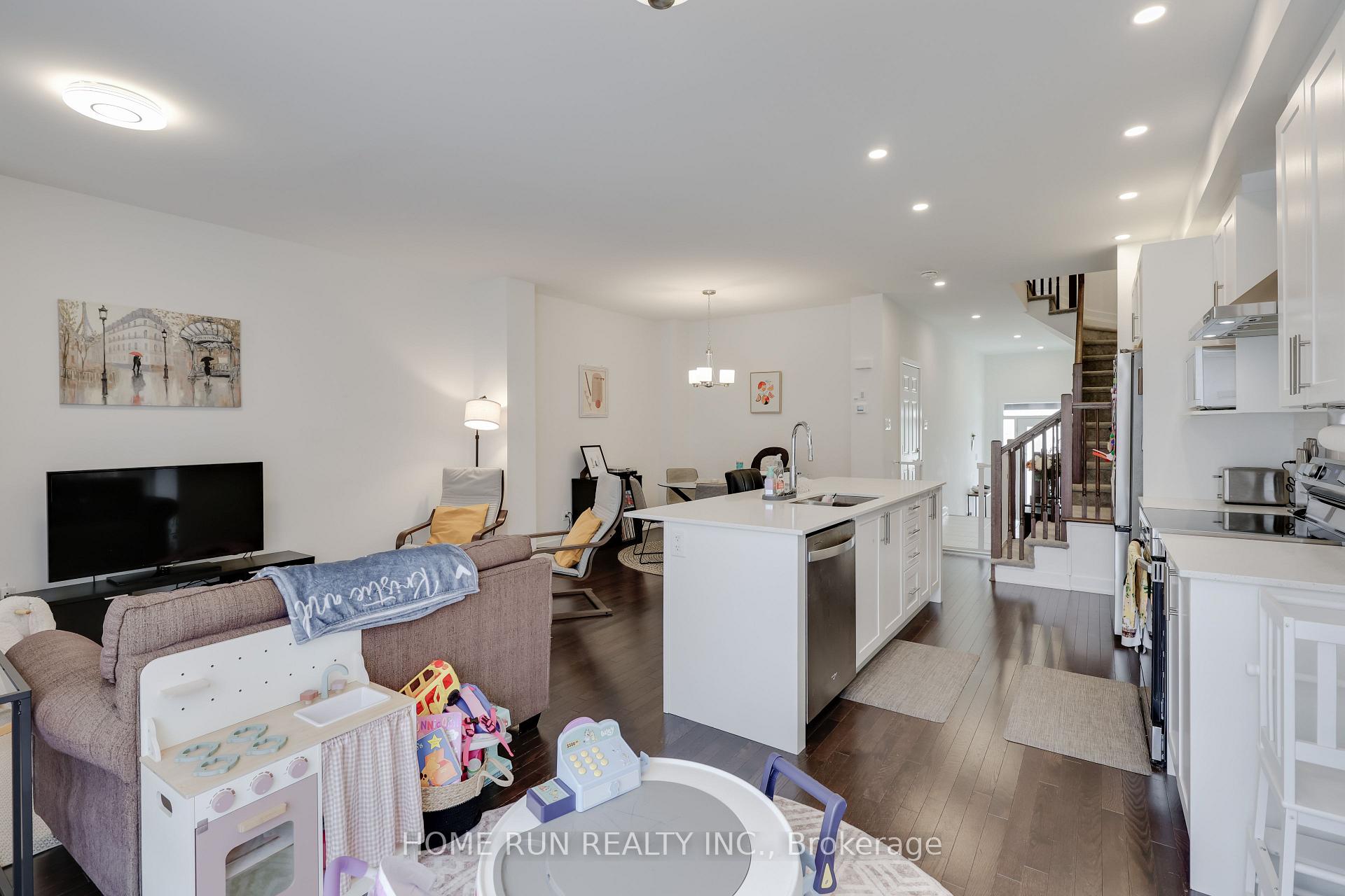 Photo 14 of 1018 Montelena Road, Ottawa, Kanata - Emerald Meadows/Trailwest — HOMEH