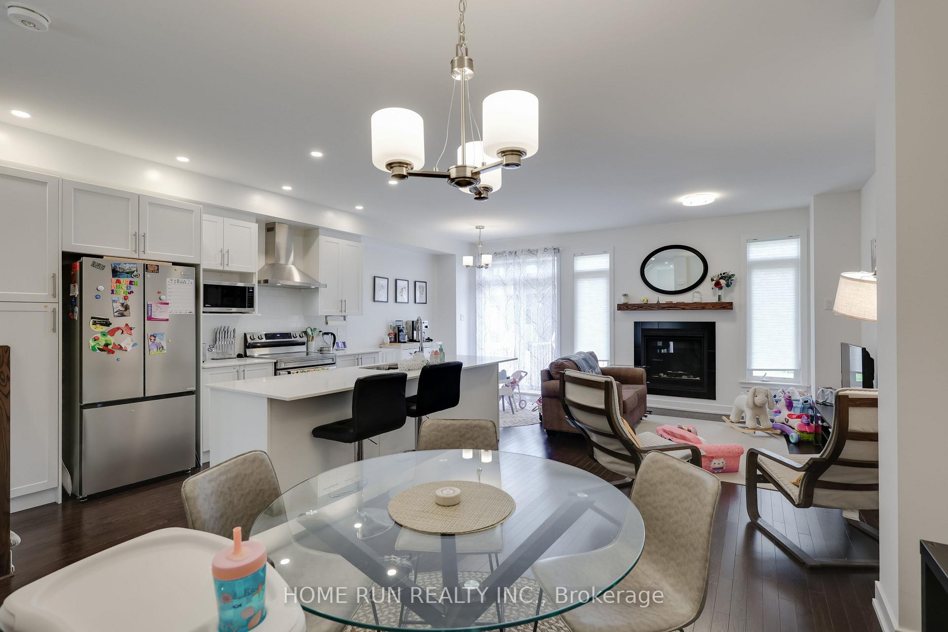 Photo 19 of 1018 Montelena Road, Ottawa, Kanata - Emerald Meadows/Trailwest — HOMEH