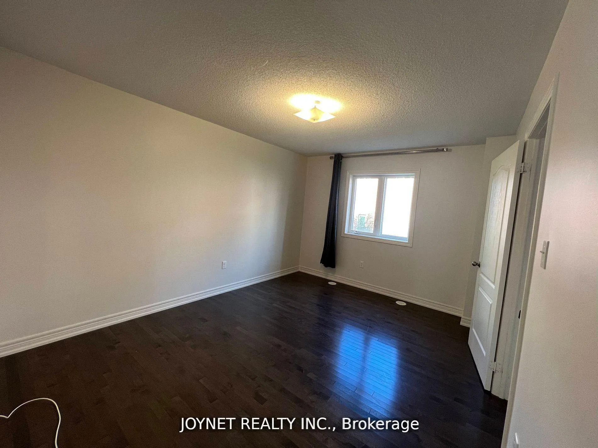 Photo 3 of 85 Roy Grove Way, Markham, Greensborough — HOMEH