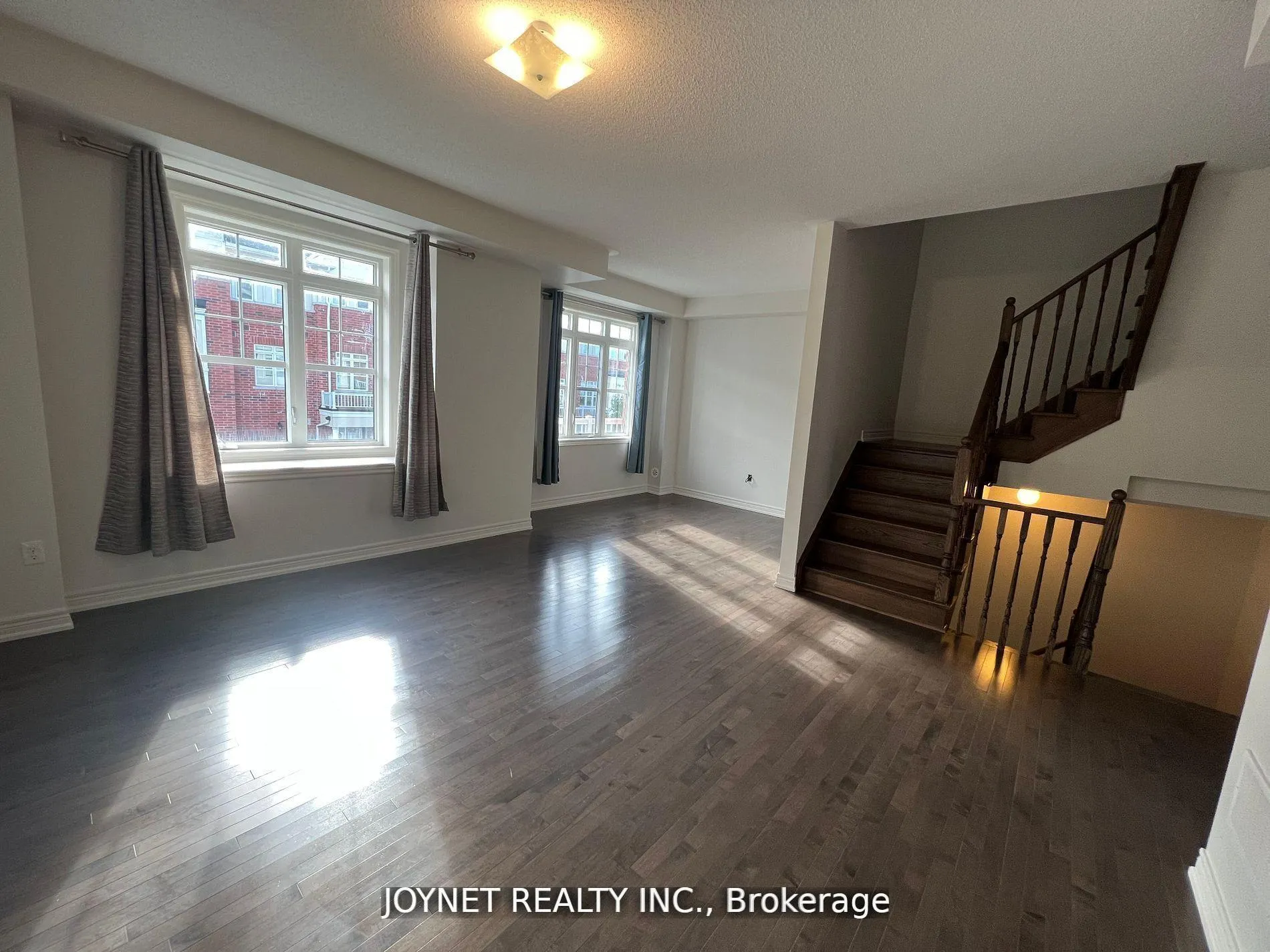 Photo 4 of 85 Roy Grove Way, Markham, Greensborough — HOMEH