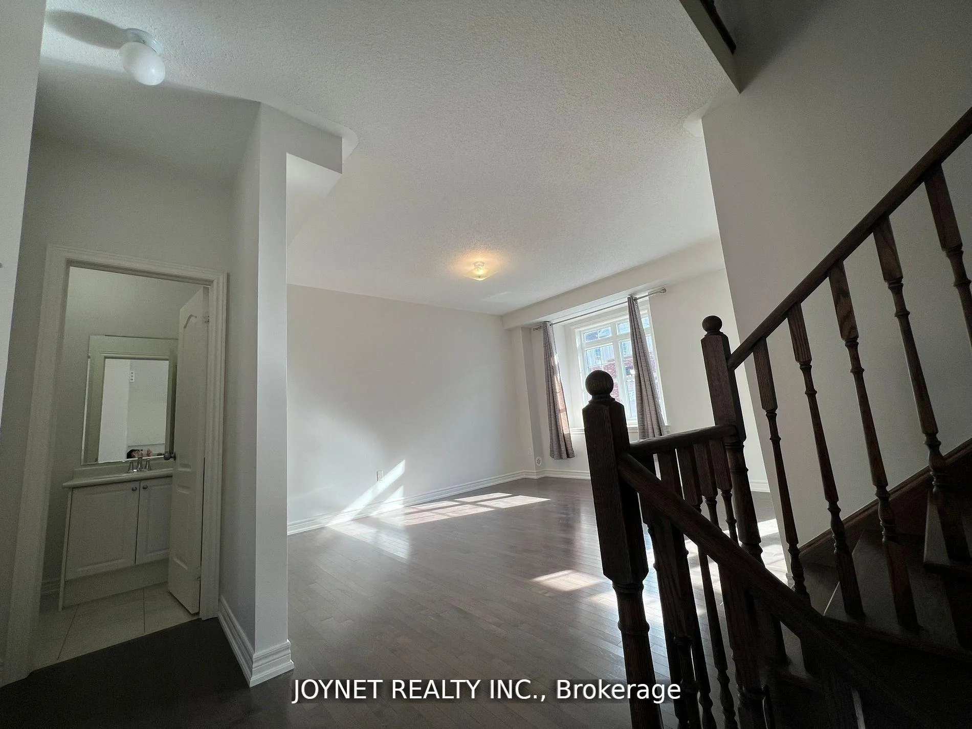 Photo 6 of 85 Roy Grove Way, Markham, Greensborough — HOMEH