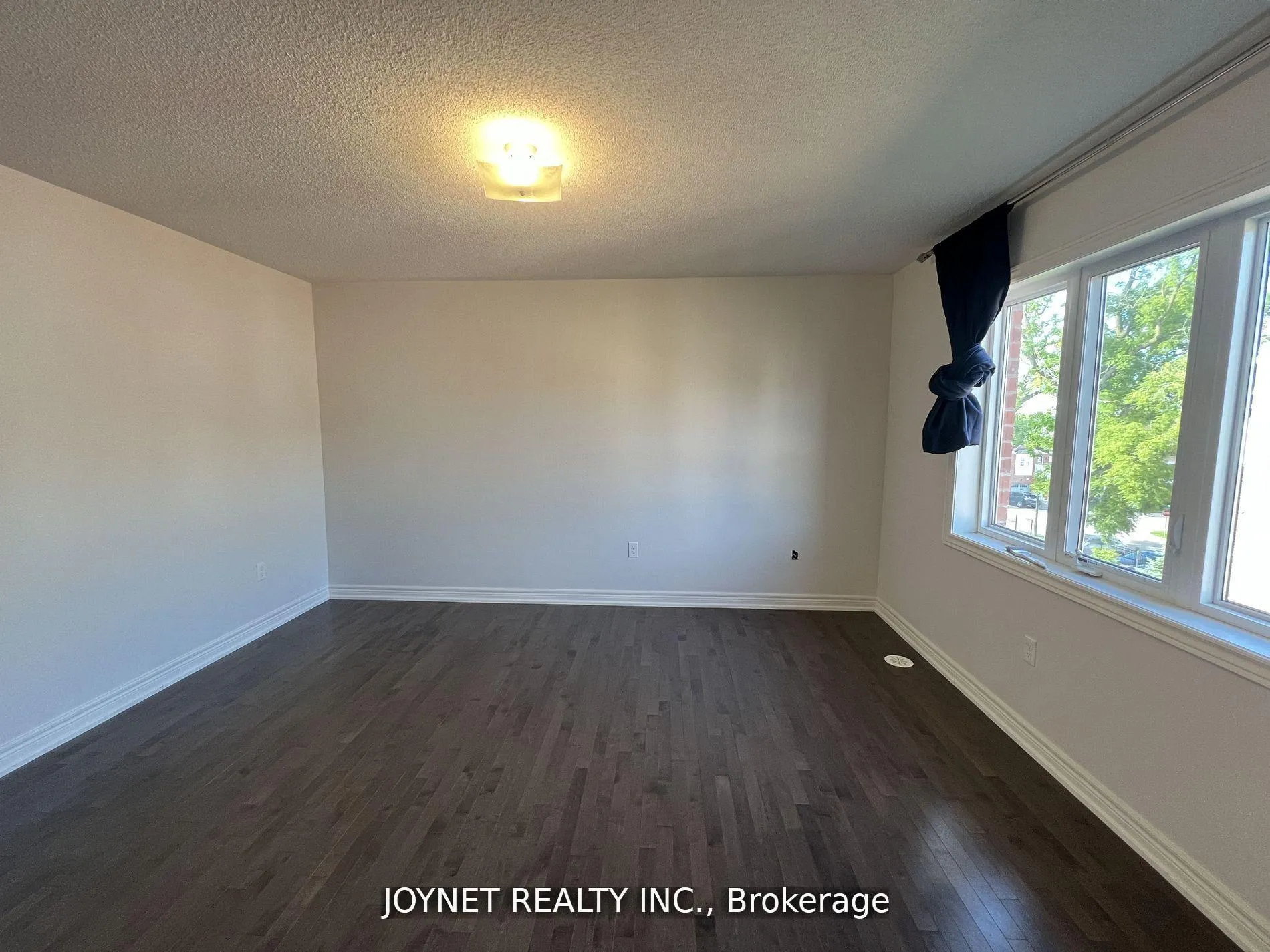 Photo 10 of 85 Roy Grove Way, Markham, Greensborough — HOMEH
