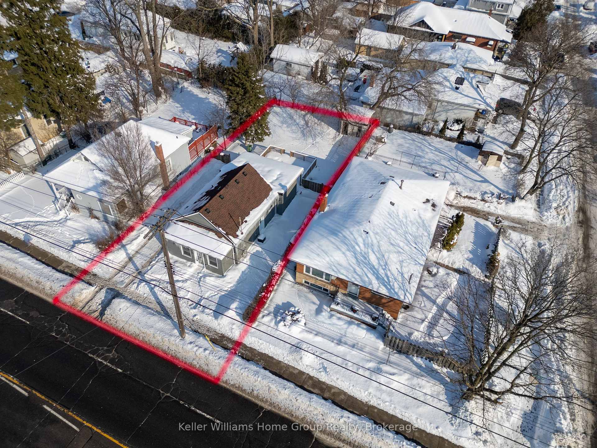 Photo 32 of 201 Fennell Avenue E, Hamilton, Centremount — HOMEH