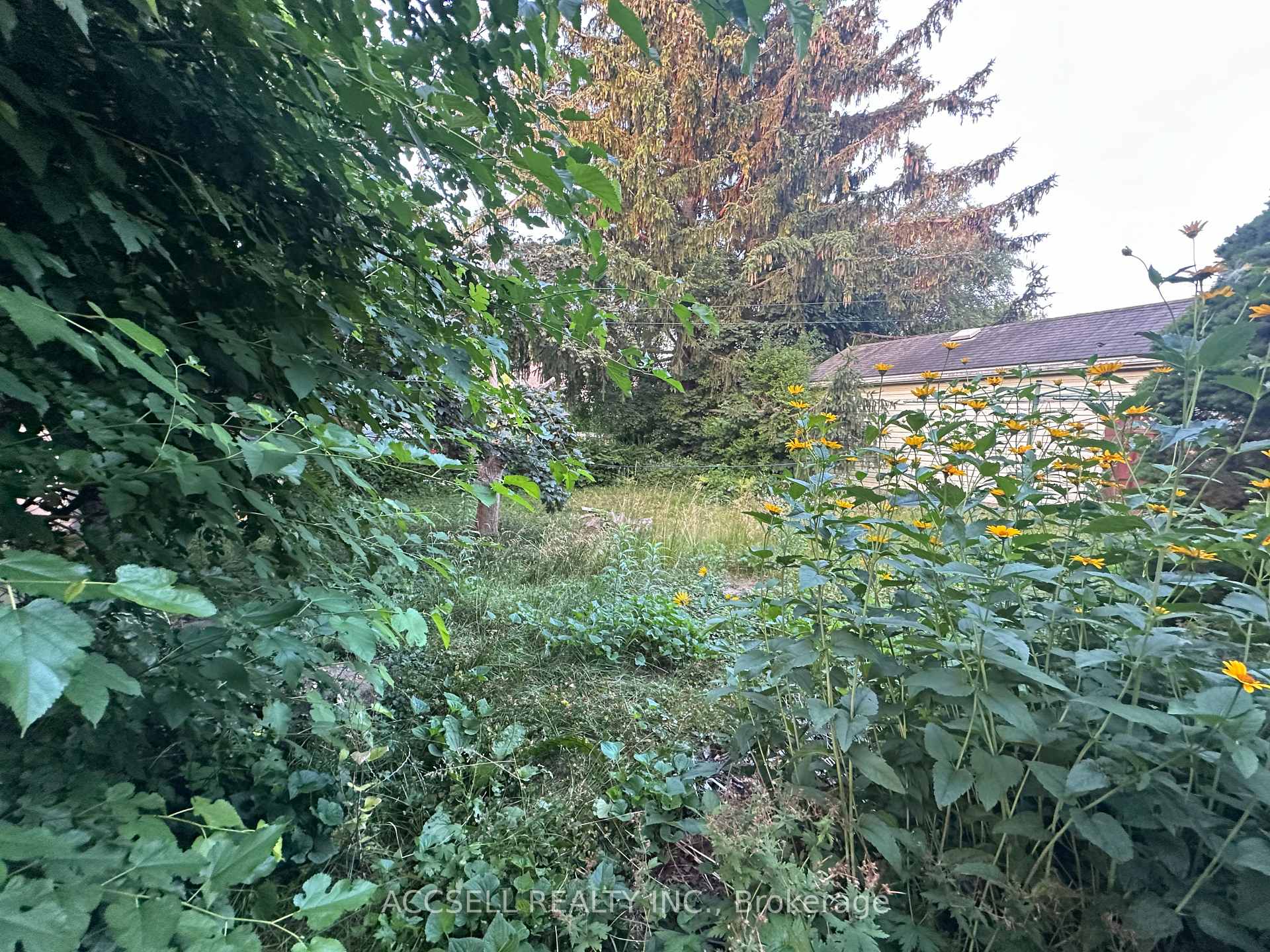 Photo 20 of 198 Highland Road E, Kitchener — HOMEH