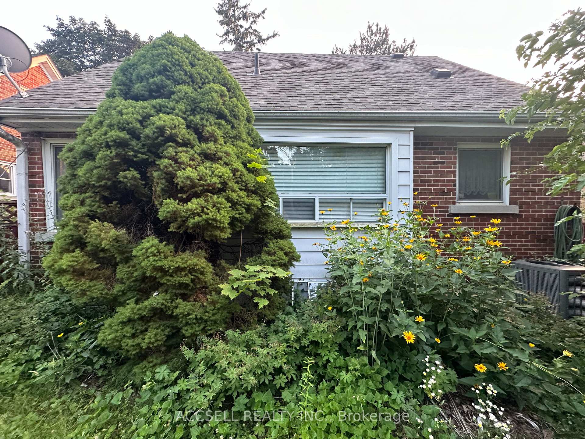 Photo 22 of 198 Highland Road E, Kitchener — HOMEH