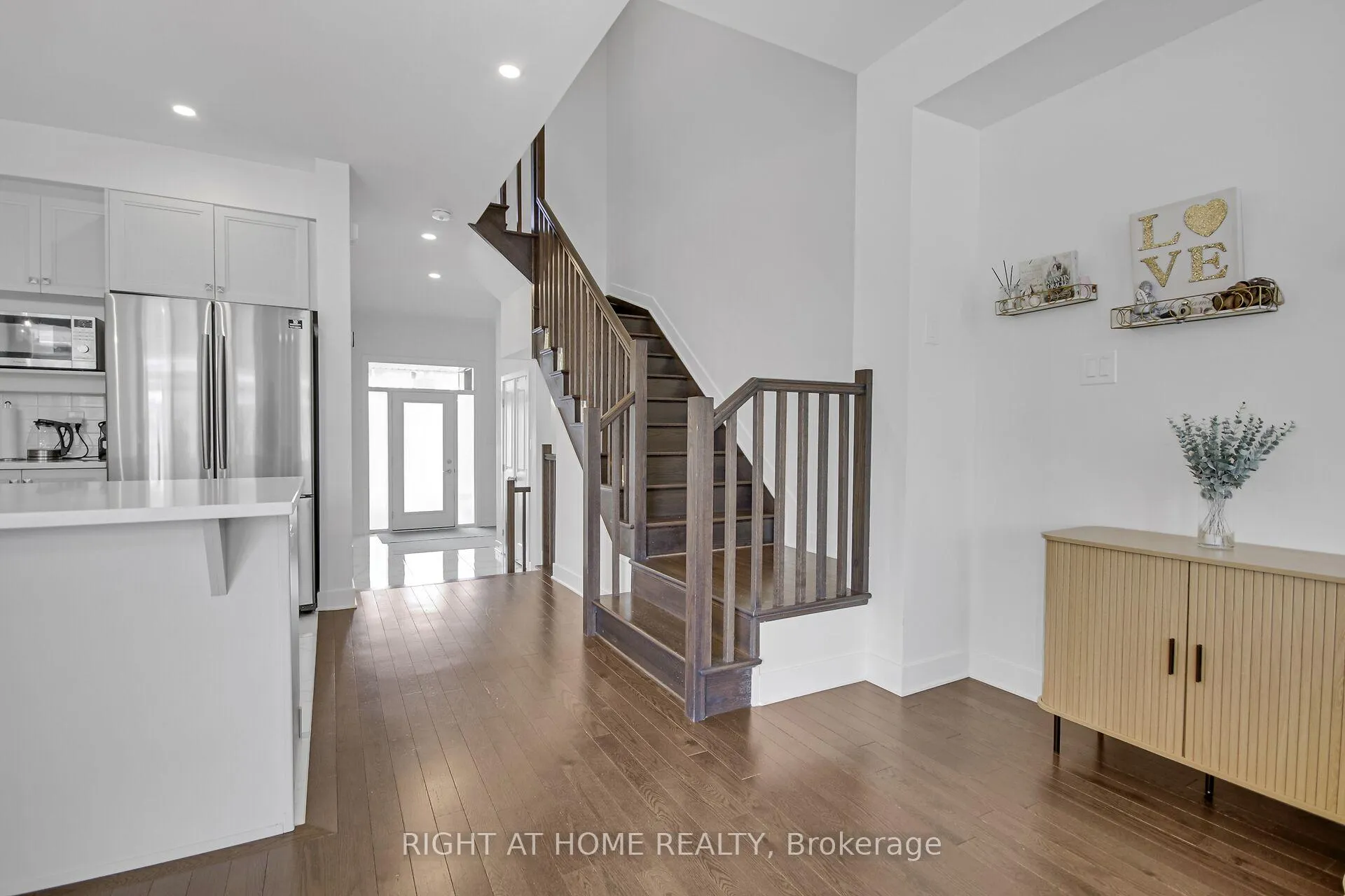 Photo 20 of 741 Twist Way, Ottawa, Kanata - Emerald Meadows/Trailwest — HOMEH