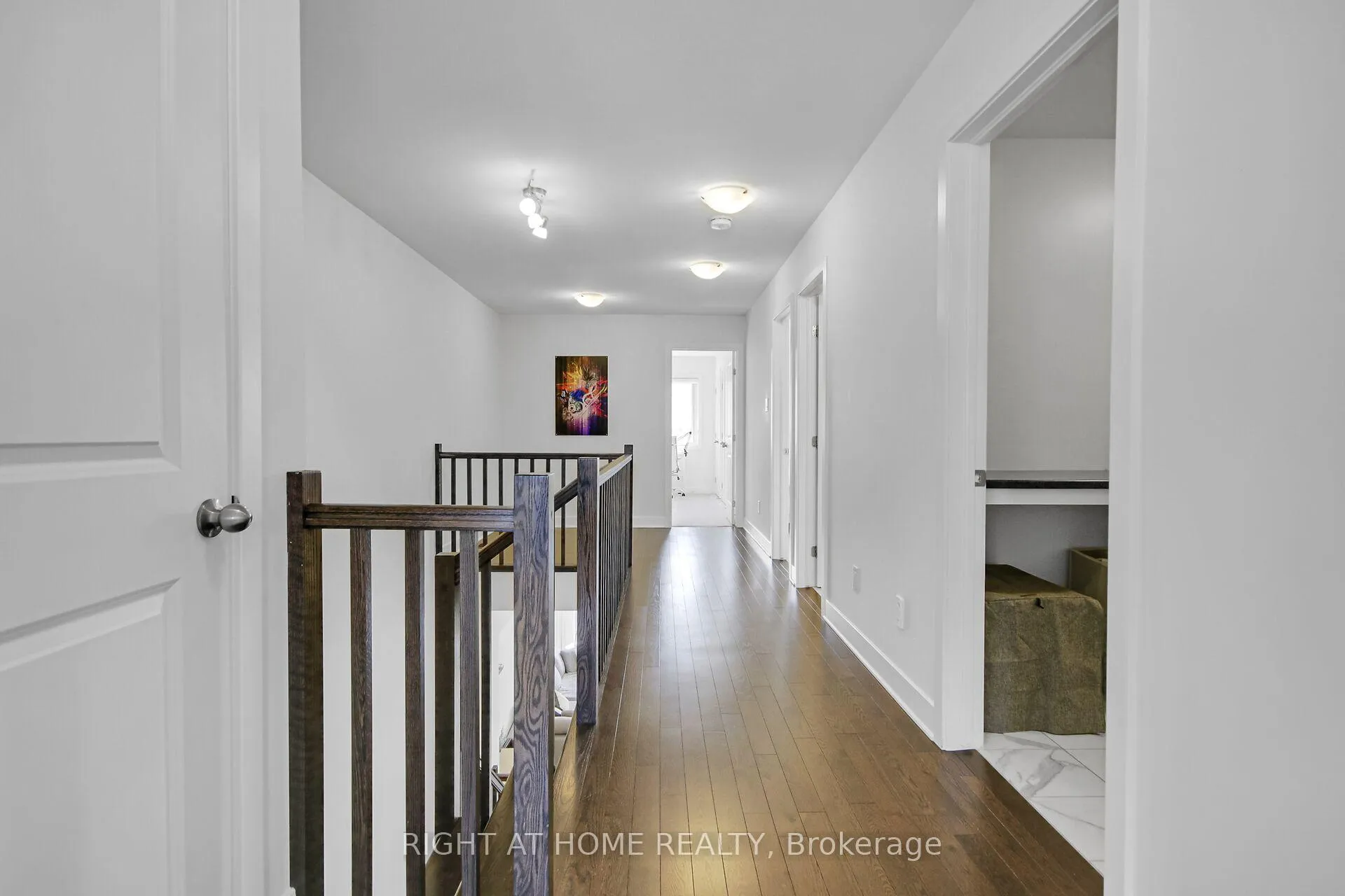 Photo 29 of 741 Twist Way, Ottawa, Kanata - Emerald Meadows/Trailwest — HOMEH