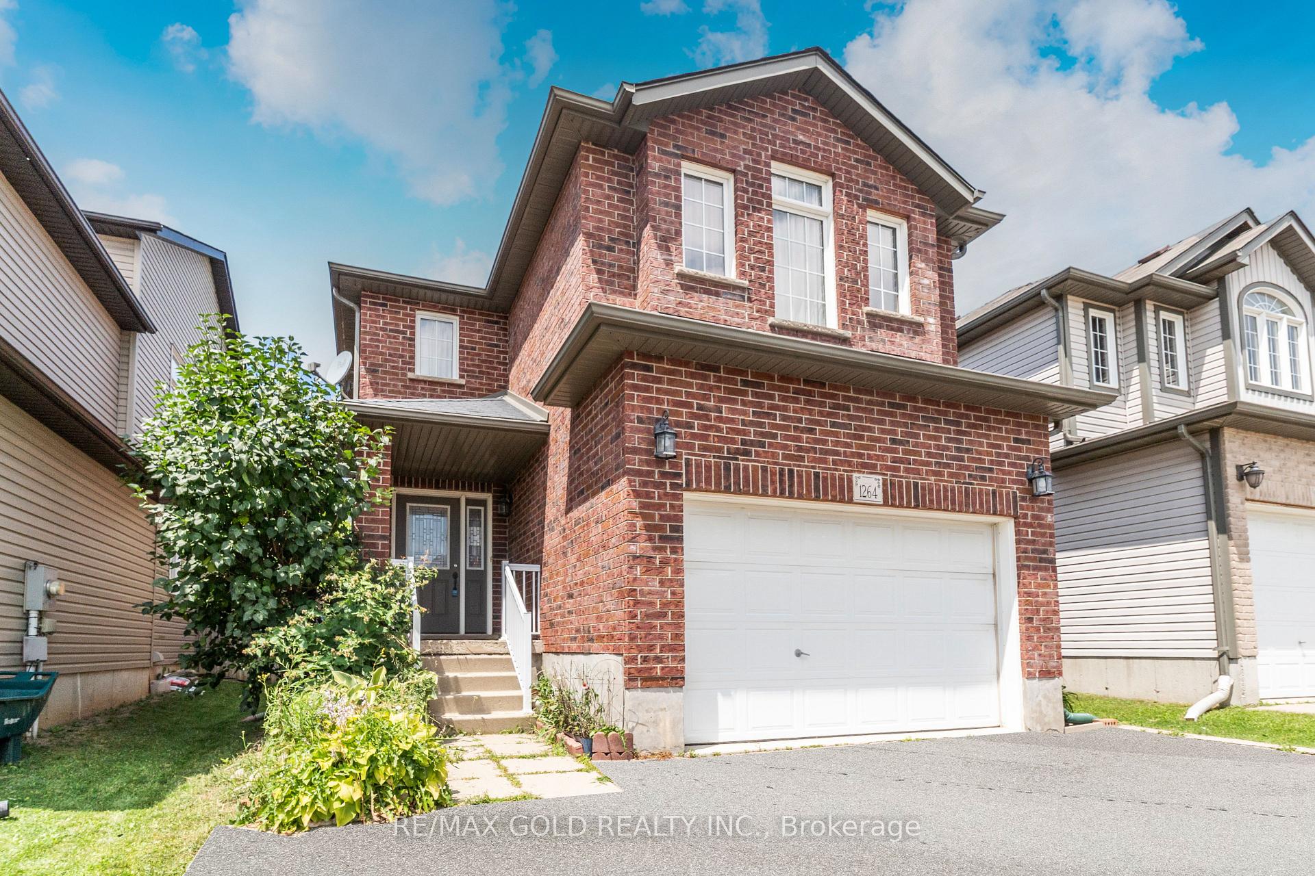 Photo 4 of 1264 Countrystone Drive, Kitchener — HOMEH