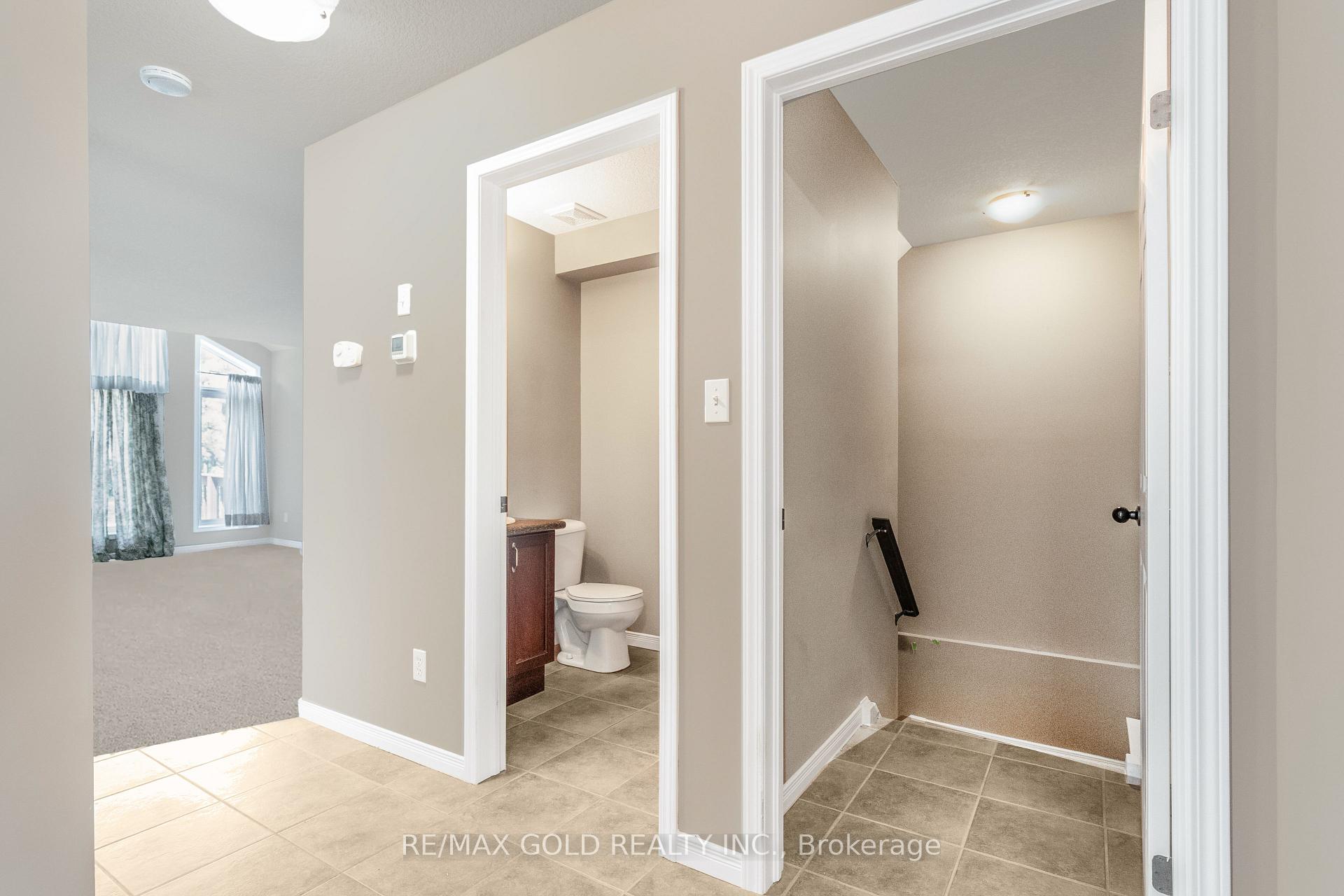Photo 7 of 1264 Countrystone Drive, Kitchener — HOMEH