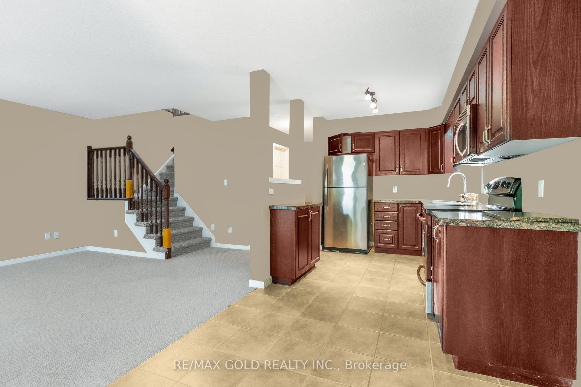 Photo 11 of 1264 Countrystone Drive, Kitchener — HOMEH