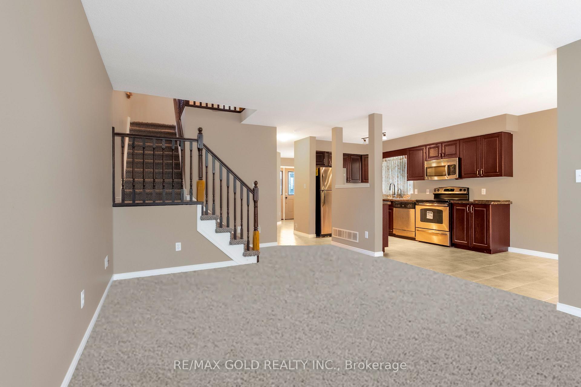 Photo 14 of 1264 Countrystone Drive, Kitchener — HOMEH