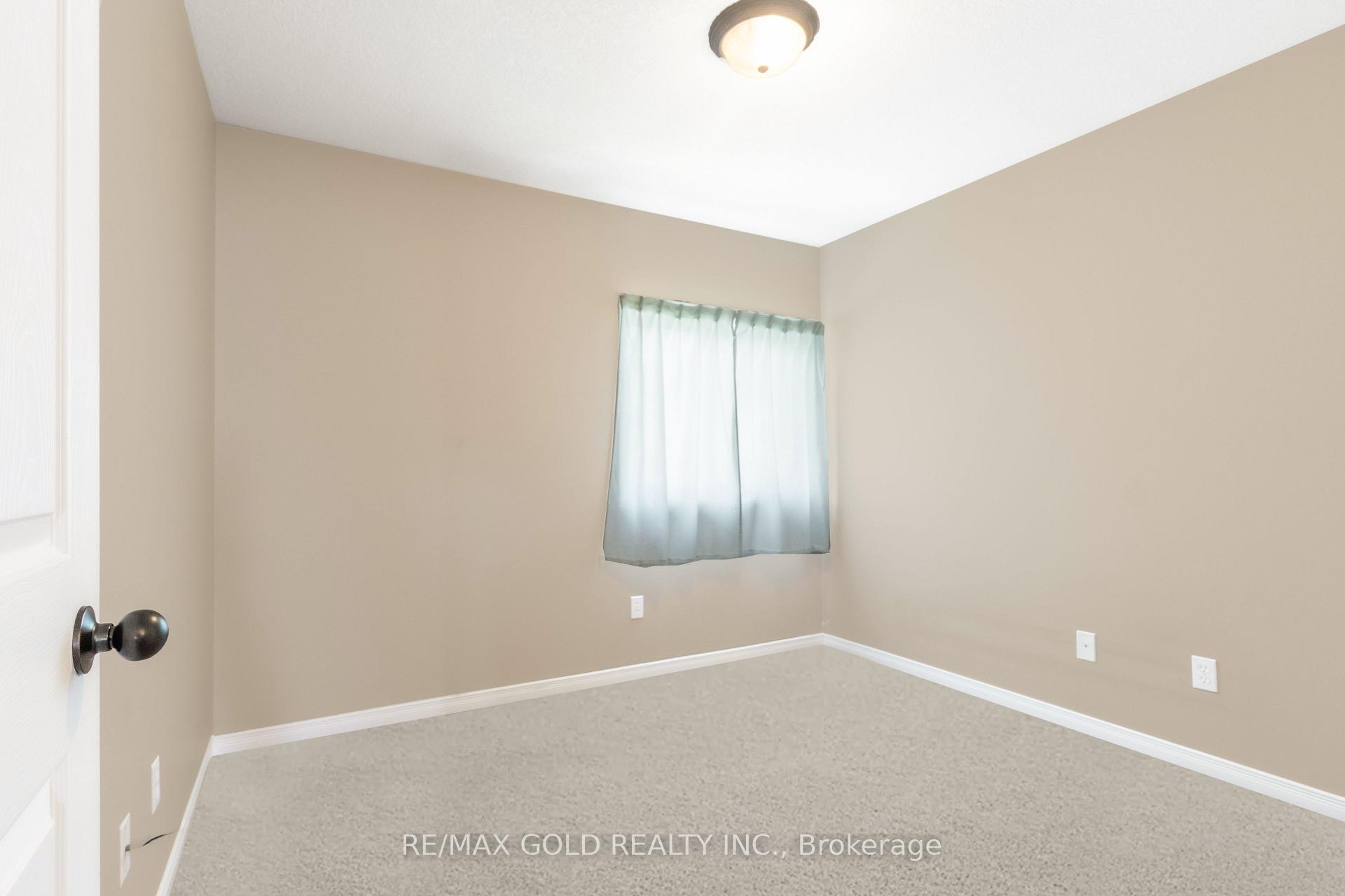 Photo 17 of 1264 Countrystone Drive, Kitchener — HOMEH