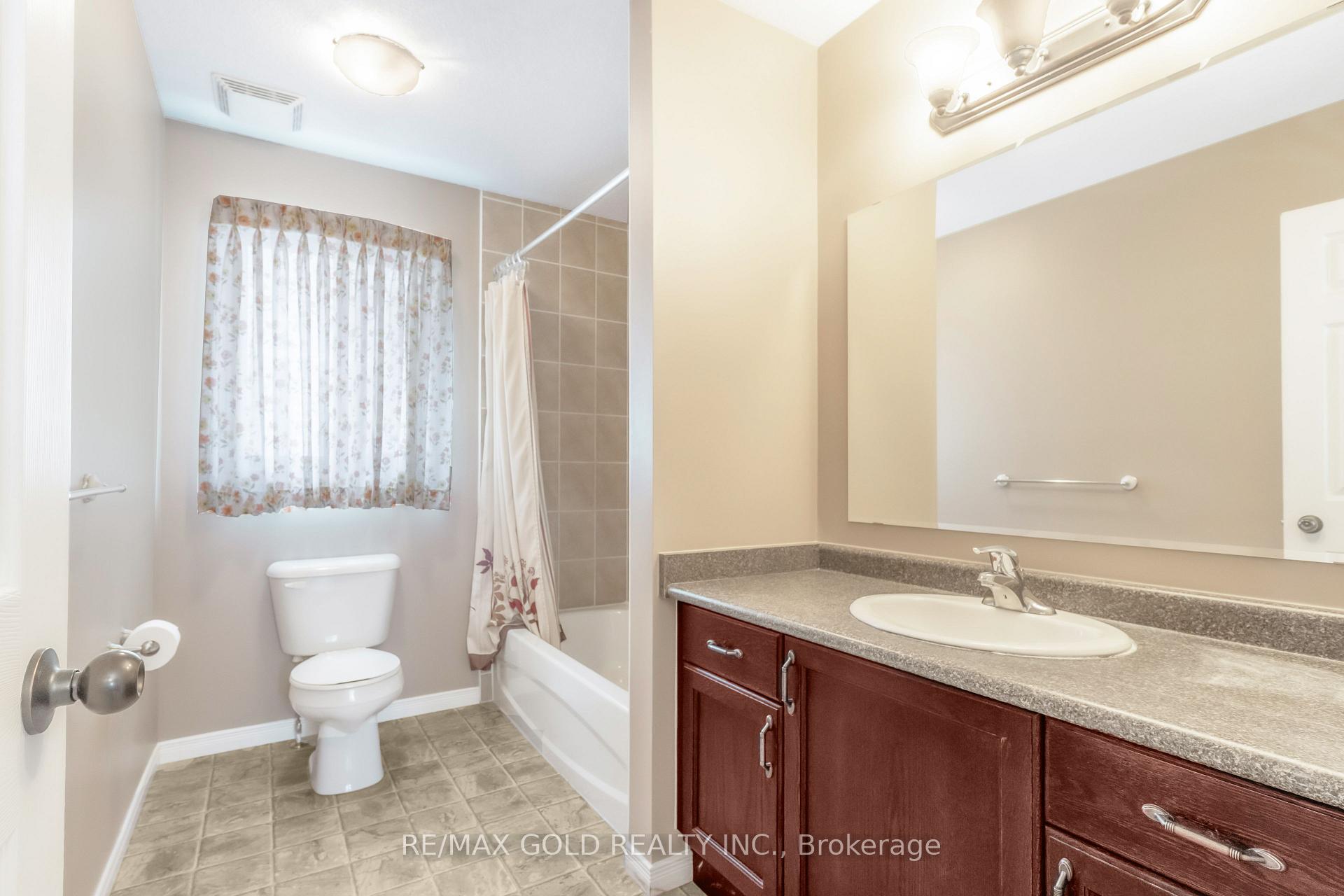 Photo 18 of 1264 Countrystone Drive, Kitchener — HOMEH