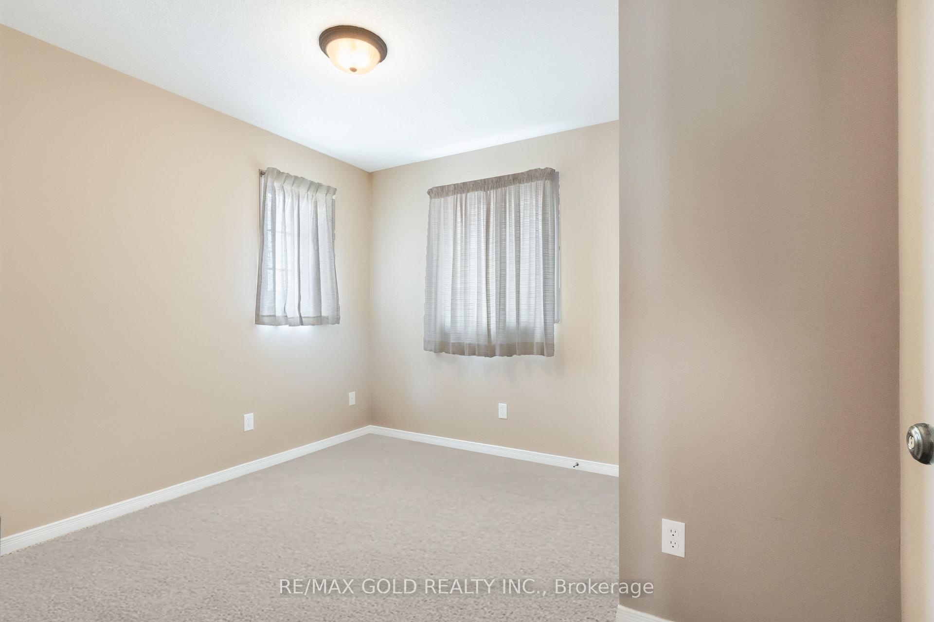 Photo 23 of 1264 Countrystone Drive, Kitchener — HOMEH