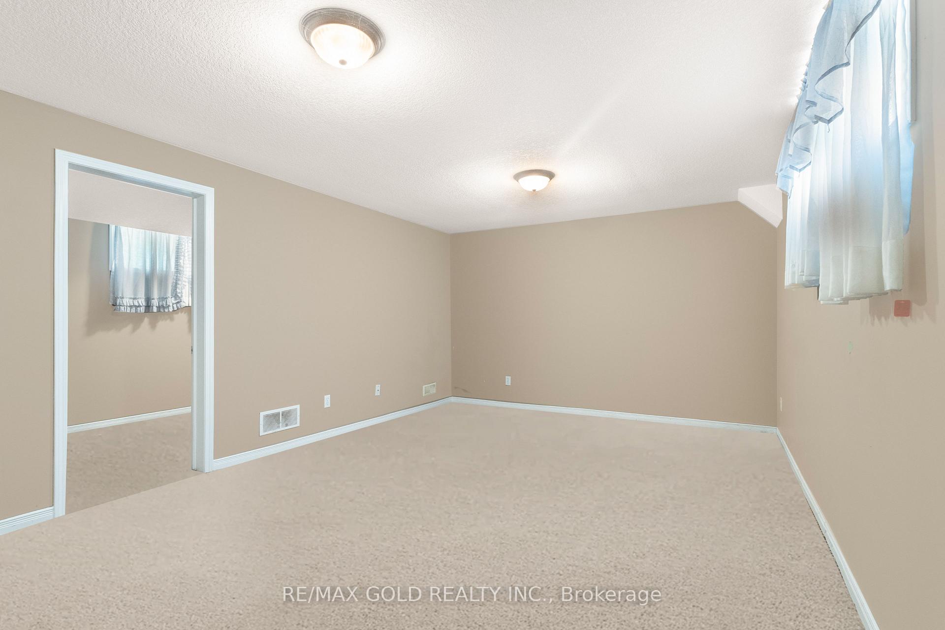 Photo 28 of 1264 Countrystone Drive, Kitchener — HOMEH