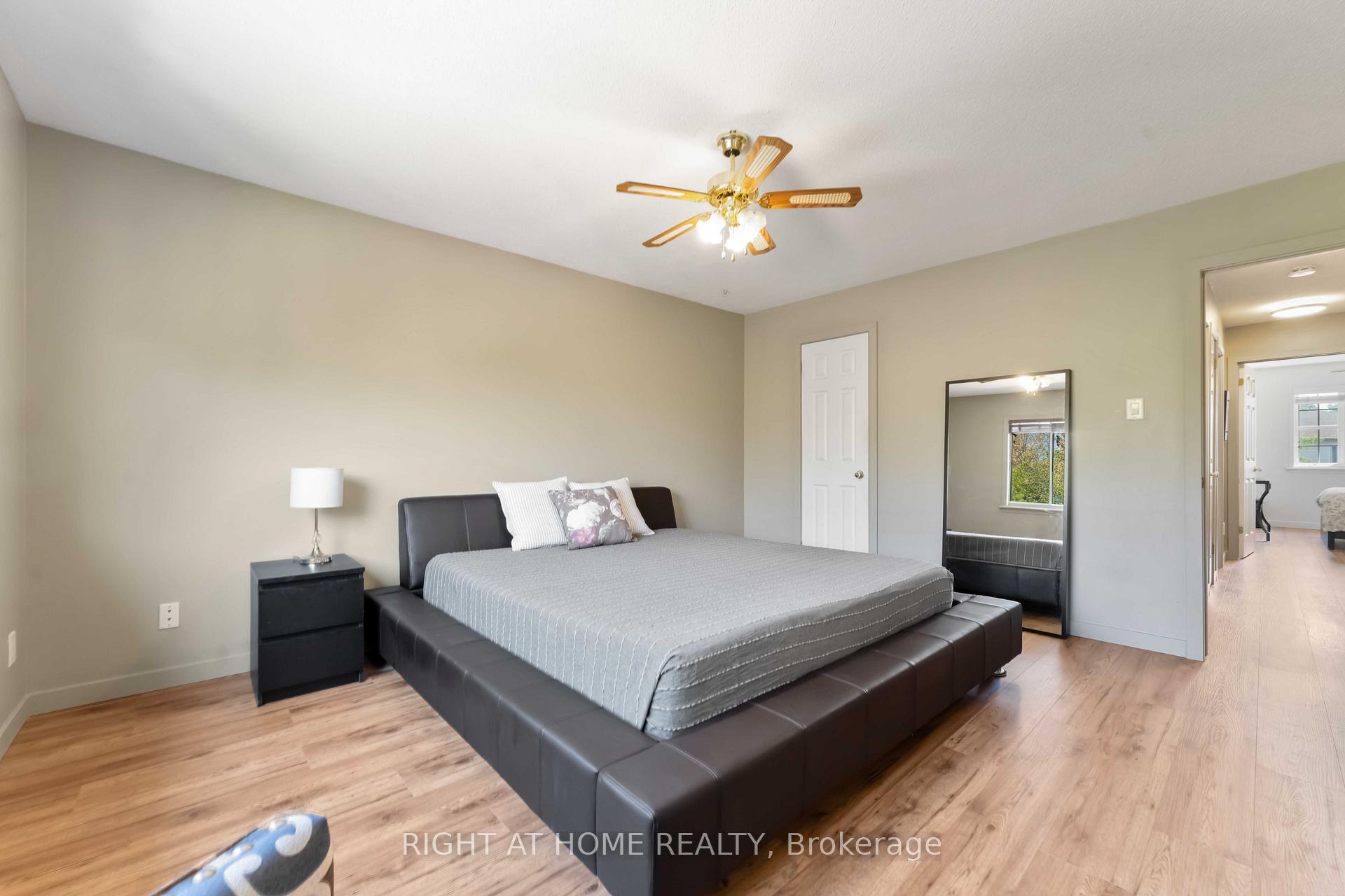 Photo 17 of 142 Blackdome Crescent, Ottawa, Kanata - Kanata Lakes/Heritage Hills — HOMEH