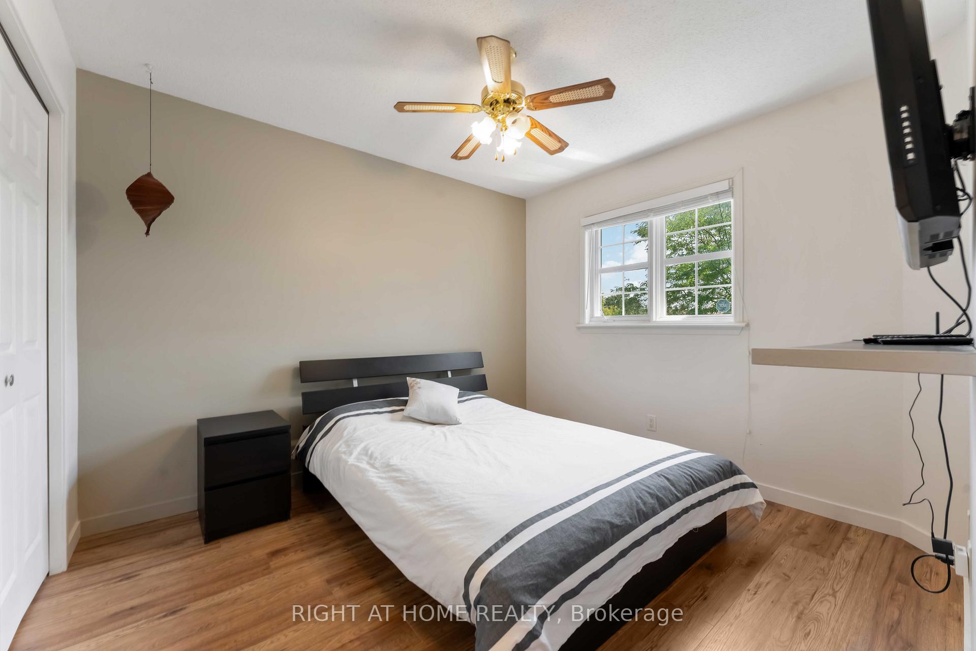 Photo 20 of 142 Blackdome Crescent, Ottawa, Kanata - Kanata Lakes/Heritage Hills — HOMEH