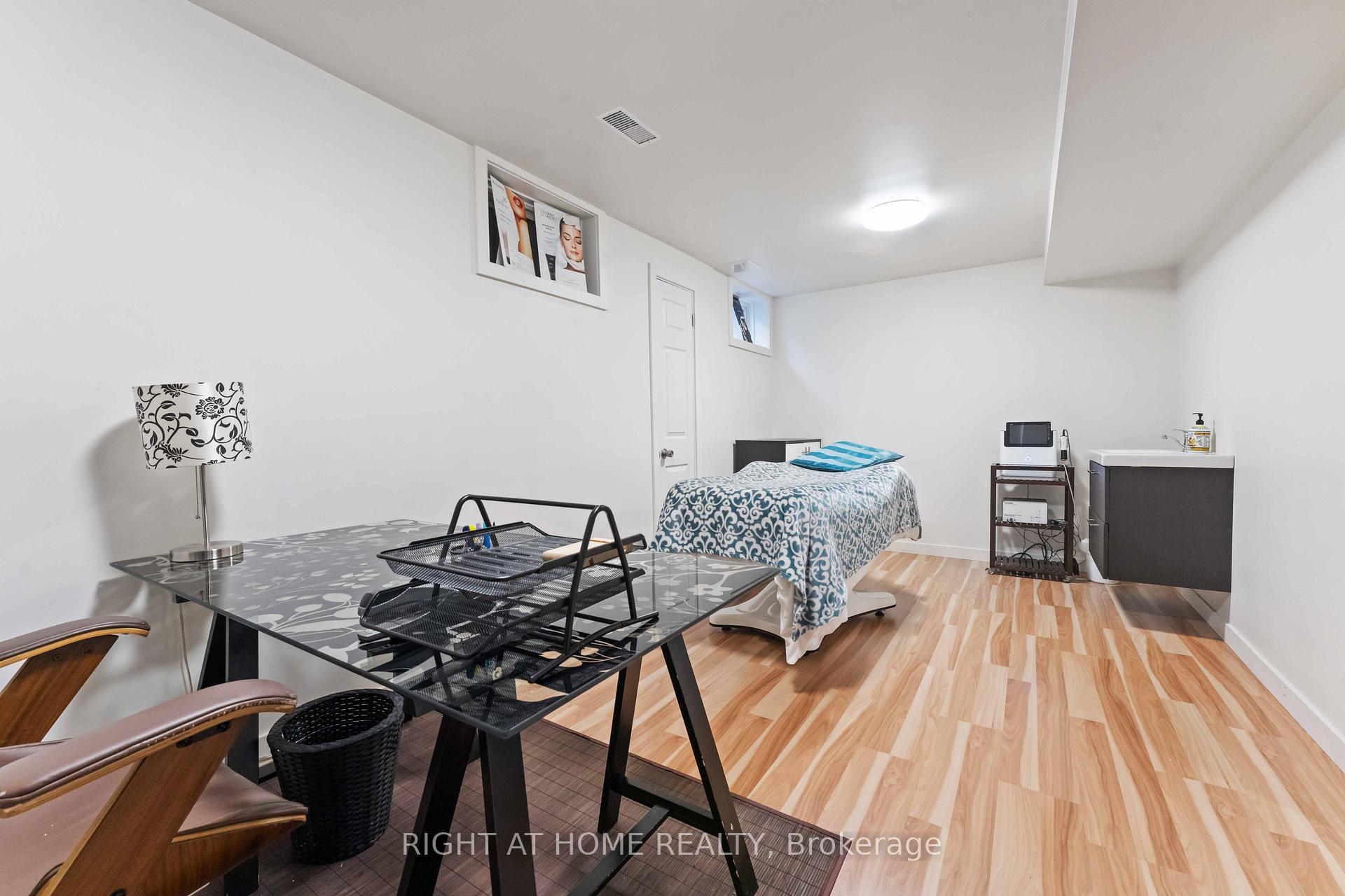 Photo 27 of 142 Blackdome Crescent, Ottawa, Kanata - Kanata Lakes/Heritage Hills — HOMEH