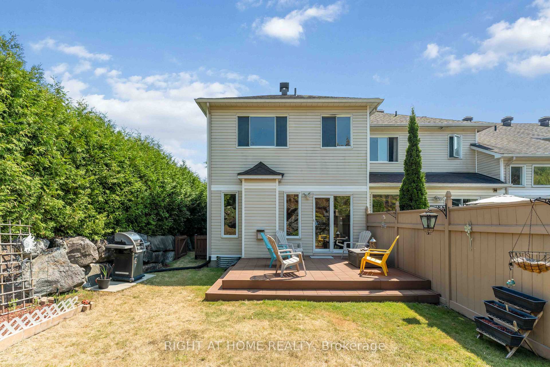 Photo 31 of 142 Blackdome Crescent, Ottawa, Kanata - Kanata Lakes/Heritage Hills — HOMEH